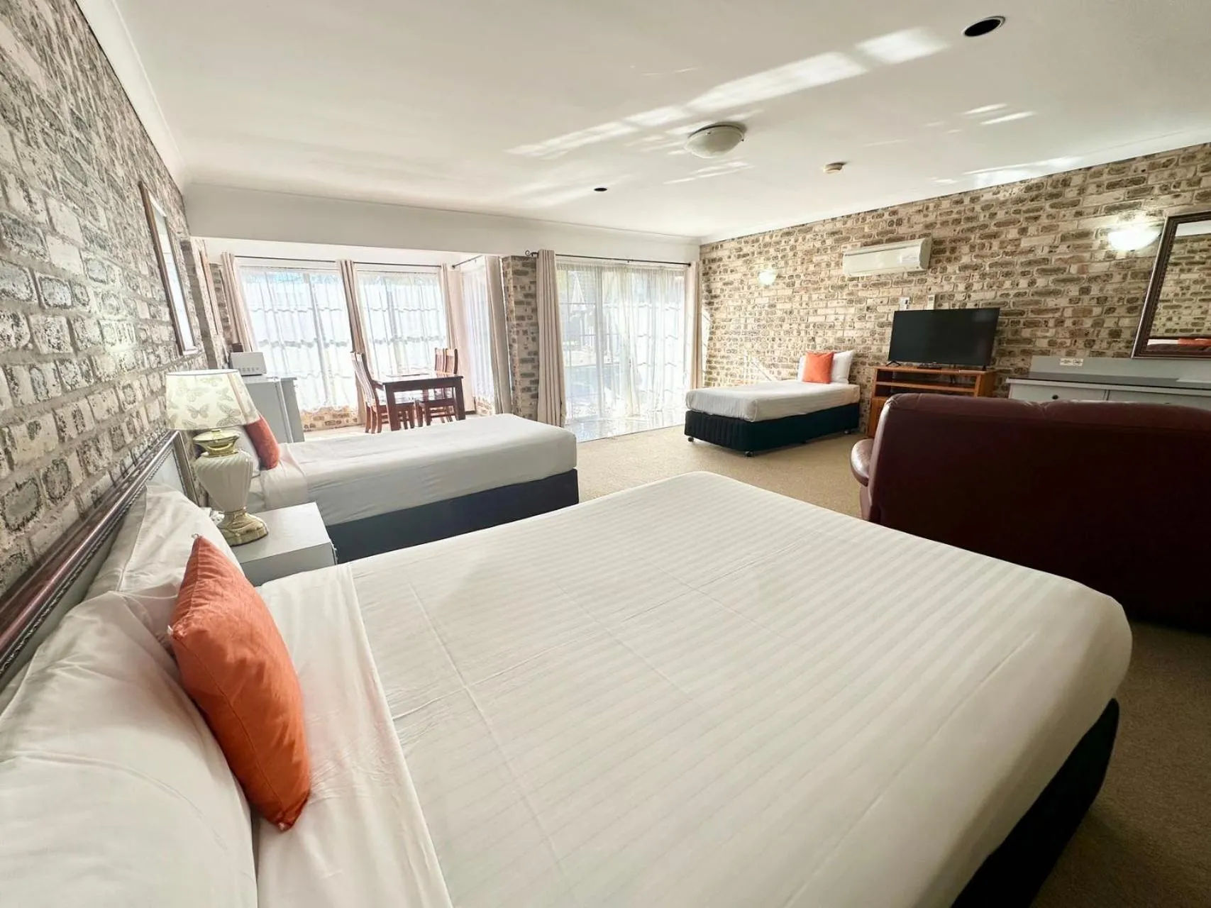 Bed in Sir Francis Drake