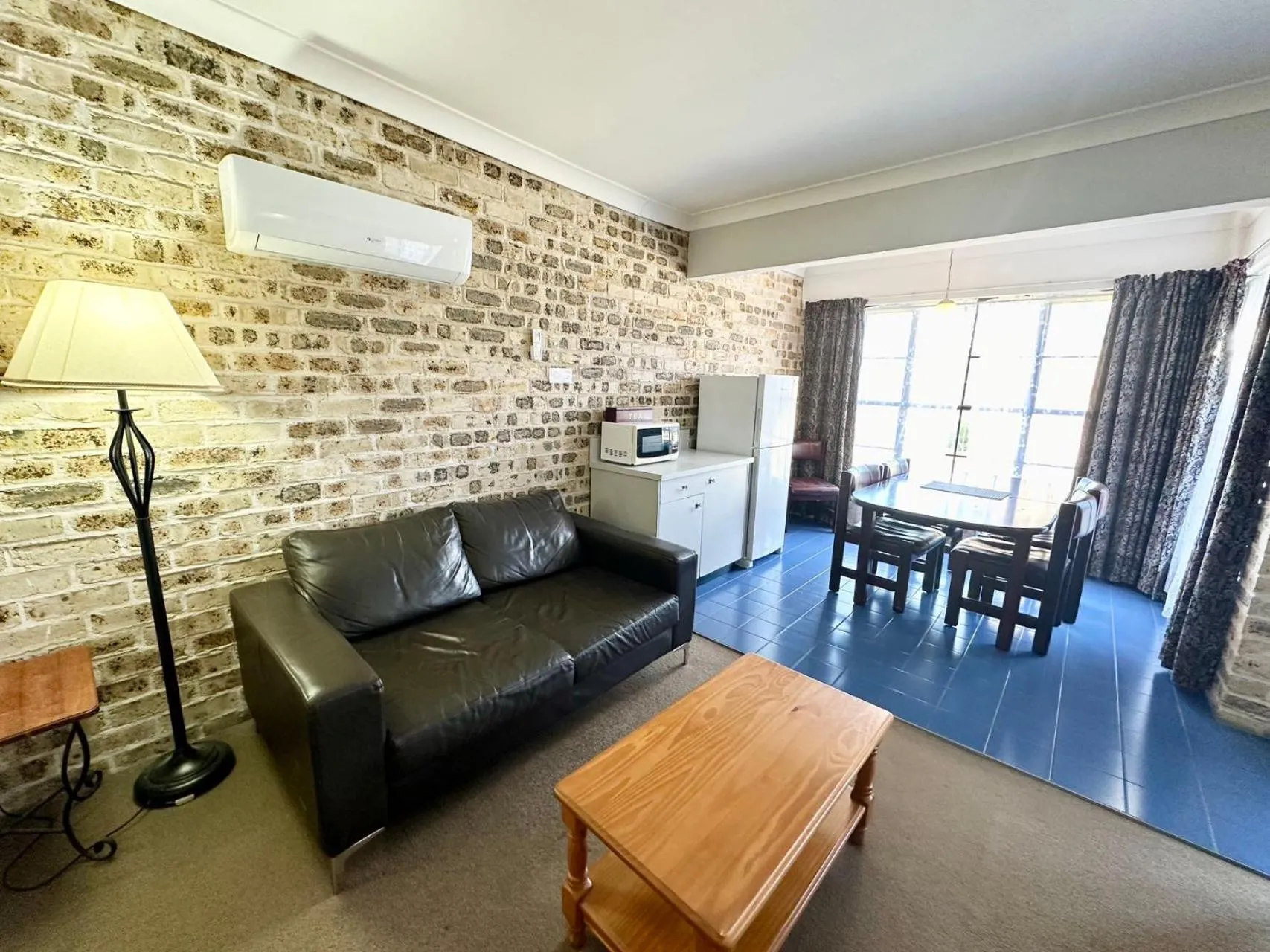 Seating area in Sir Francis Drake