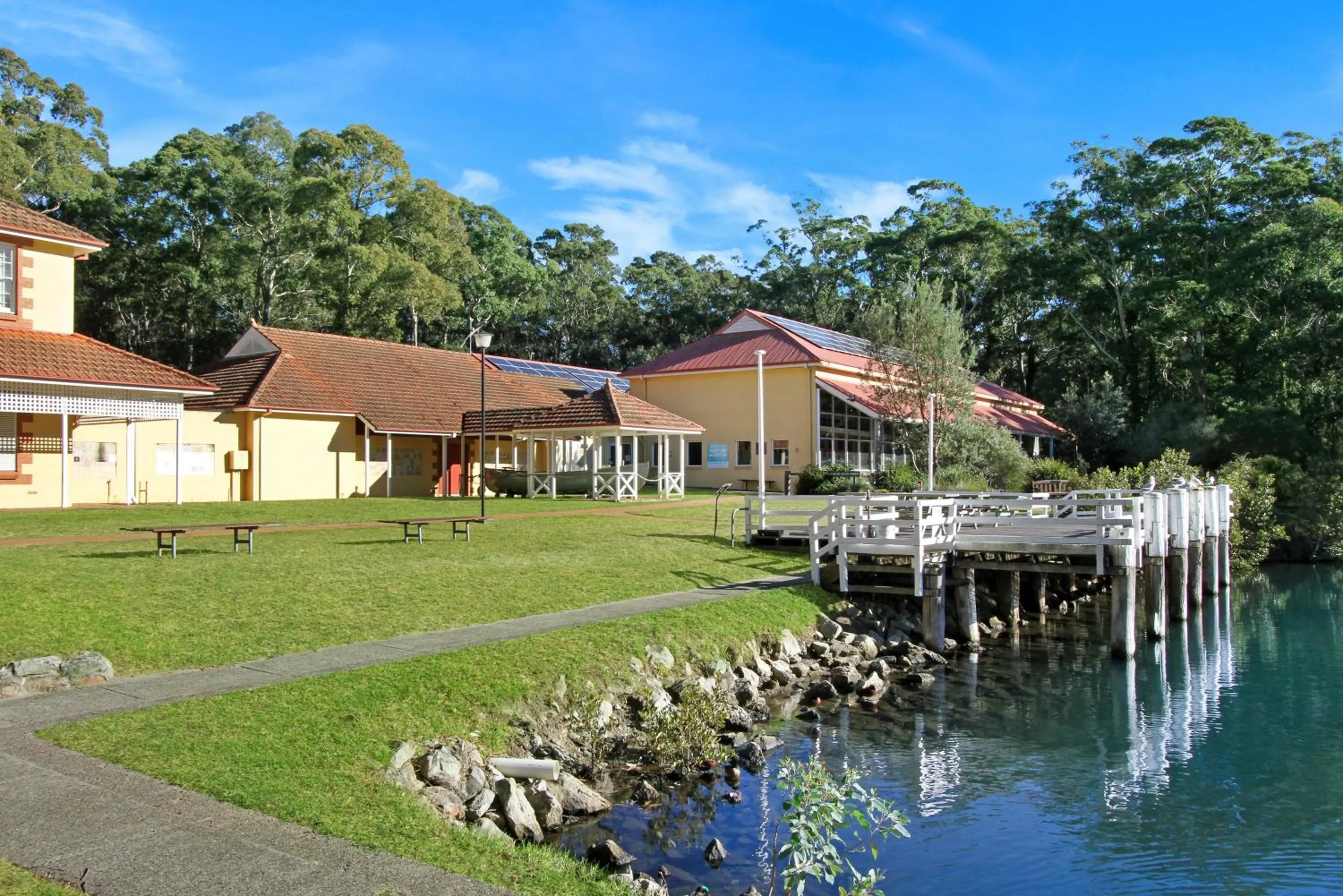 Huskisson Holiday Motel Cabins