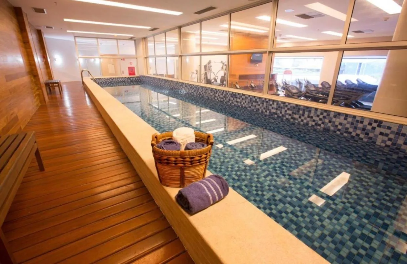 Swimming pool in Fusion Hotel - Flat Particular