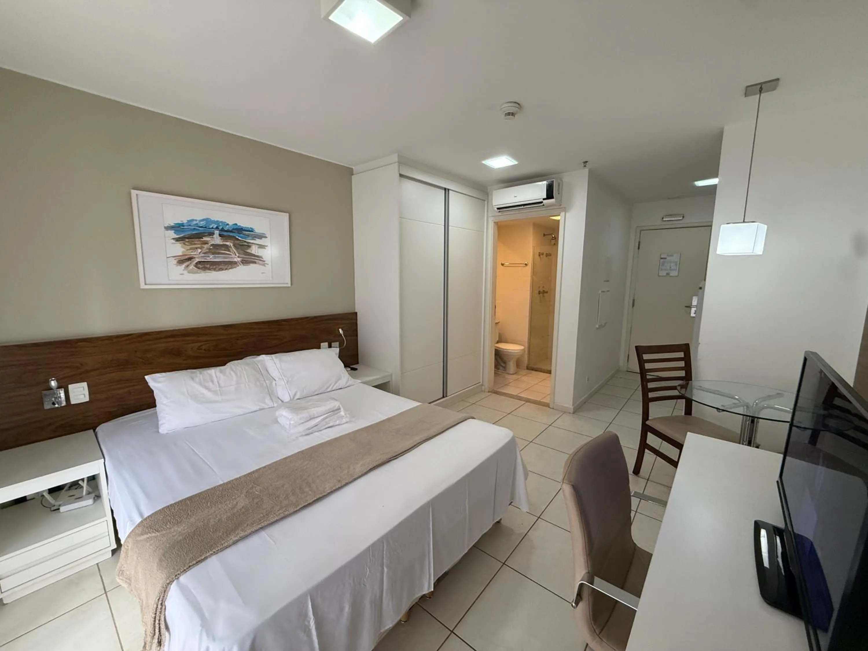 Bedroom, Bed in Fusion Hotel - Flat Particular