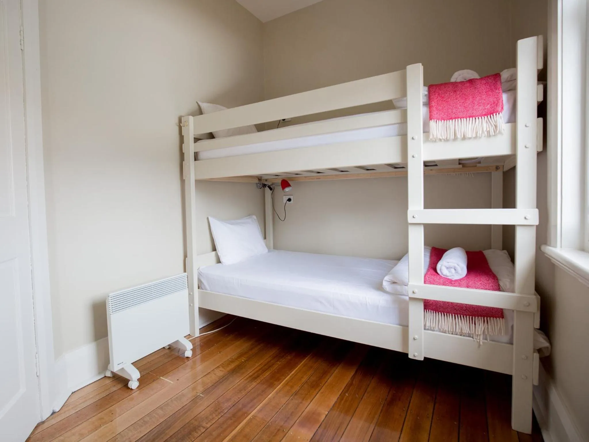 bunk bed, Bed in Montacute Boutique Bunkhouse