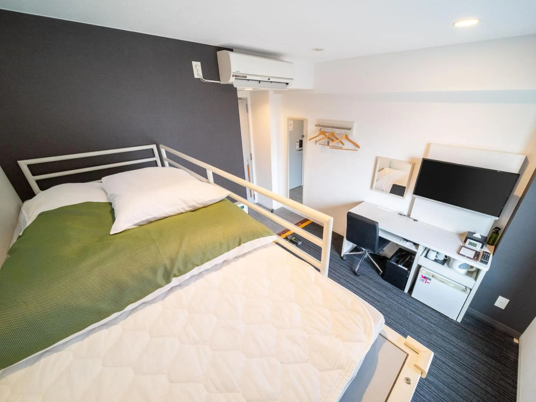 bunk bed, Bed in Super Hotel Shinagawa Shinbanba