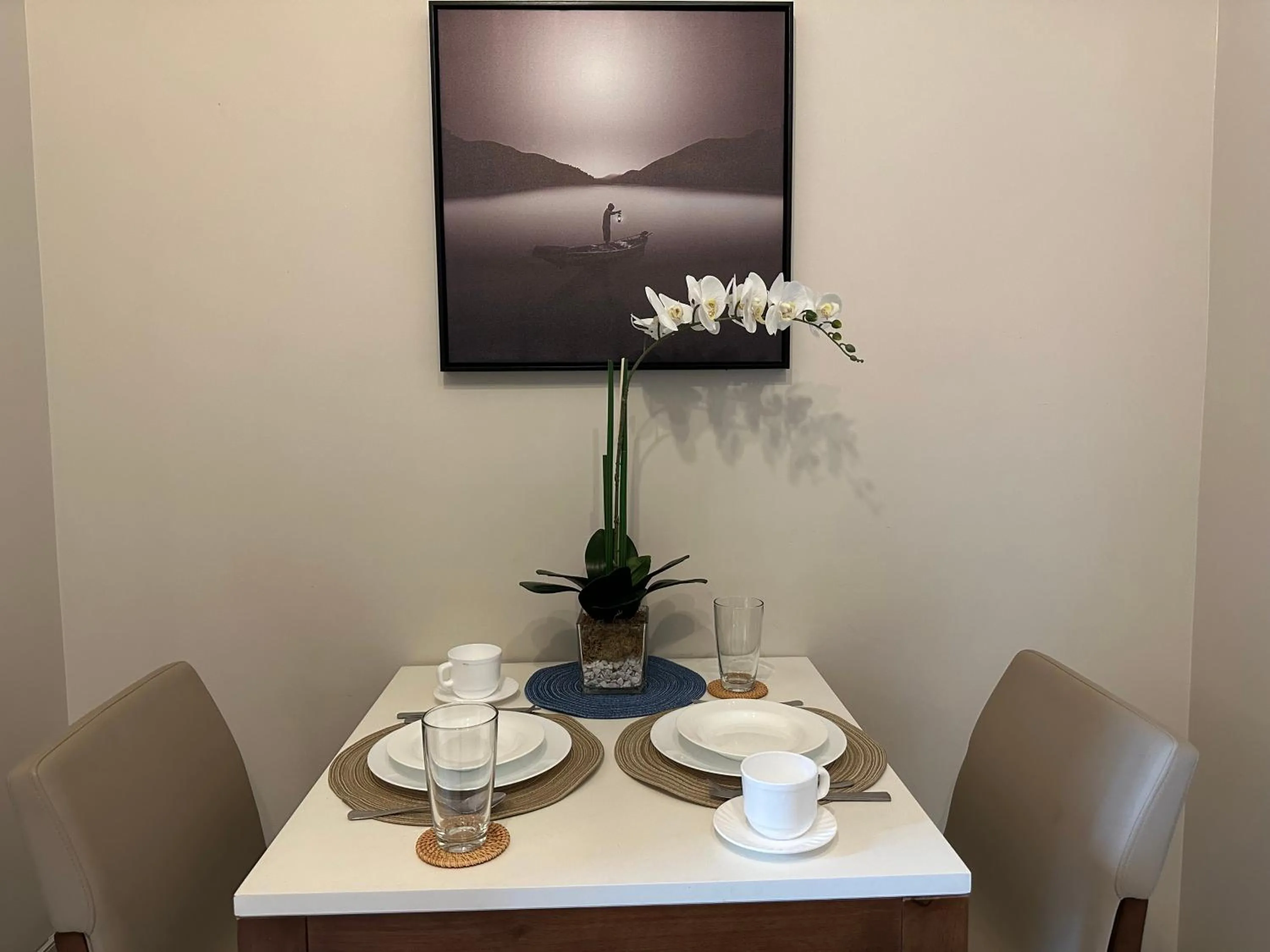 Dining area in Executive Suite in Bonifacio Global City