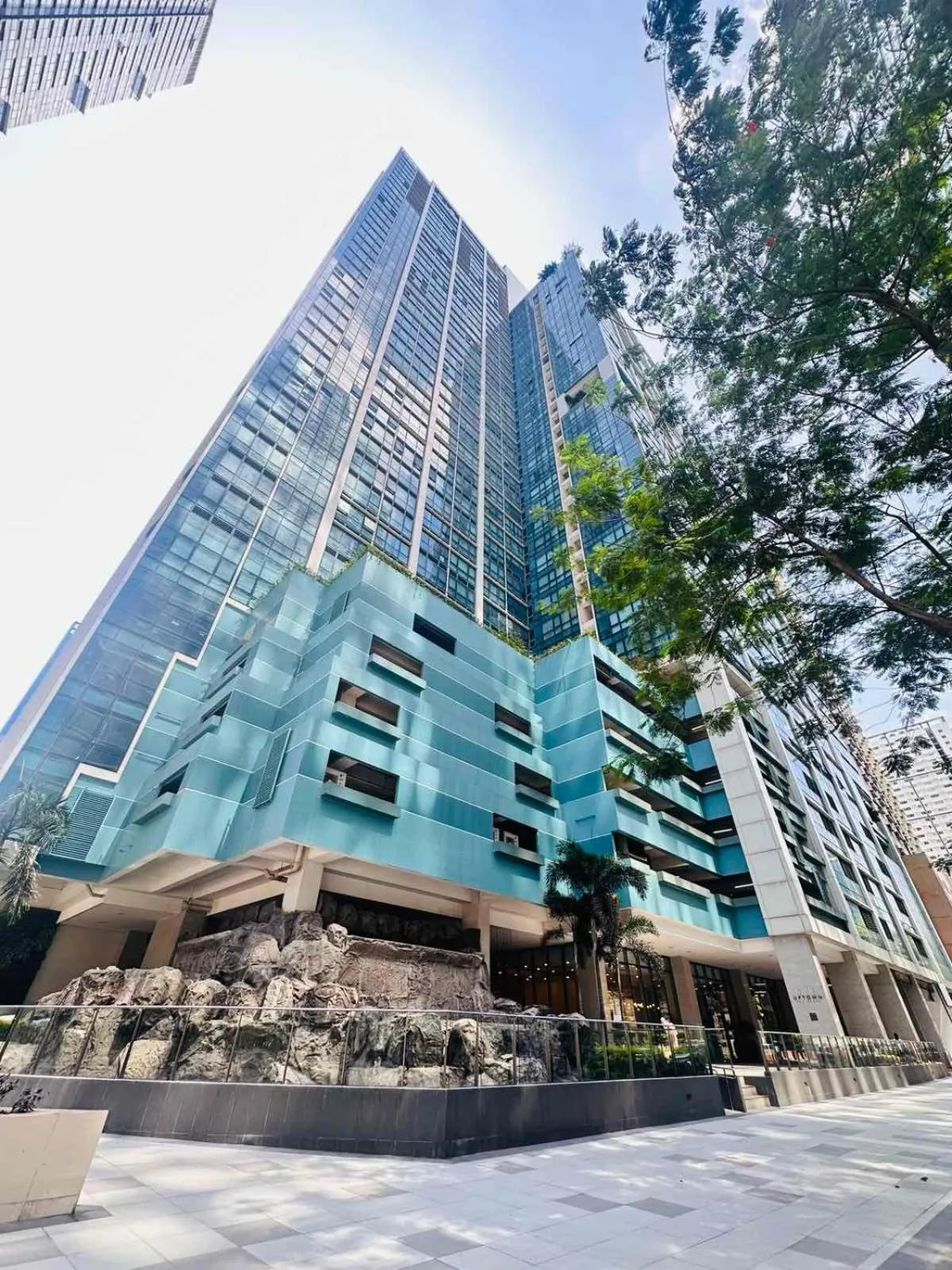 Property building in Executive Suite in Bonifacio Global City
