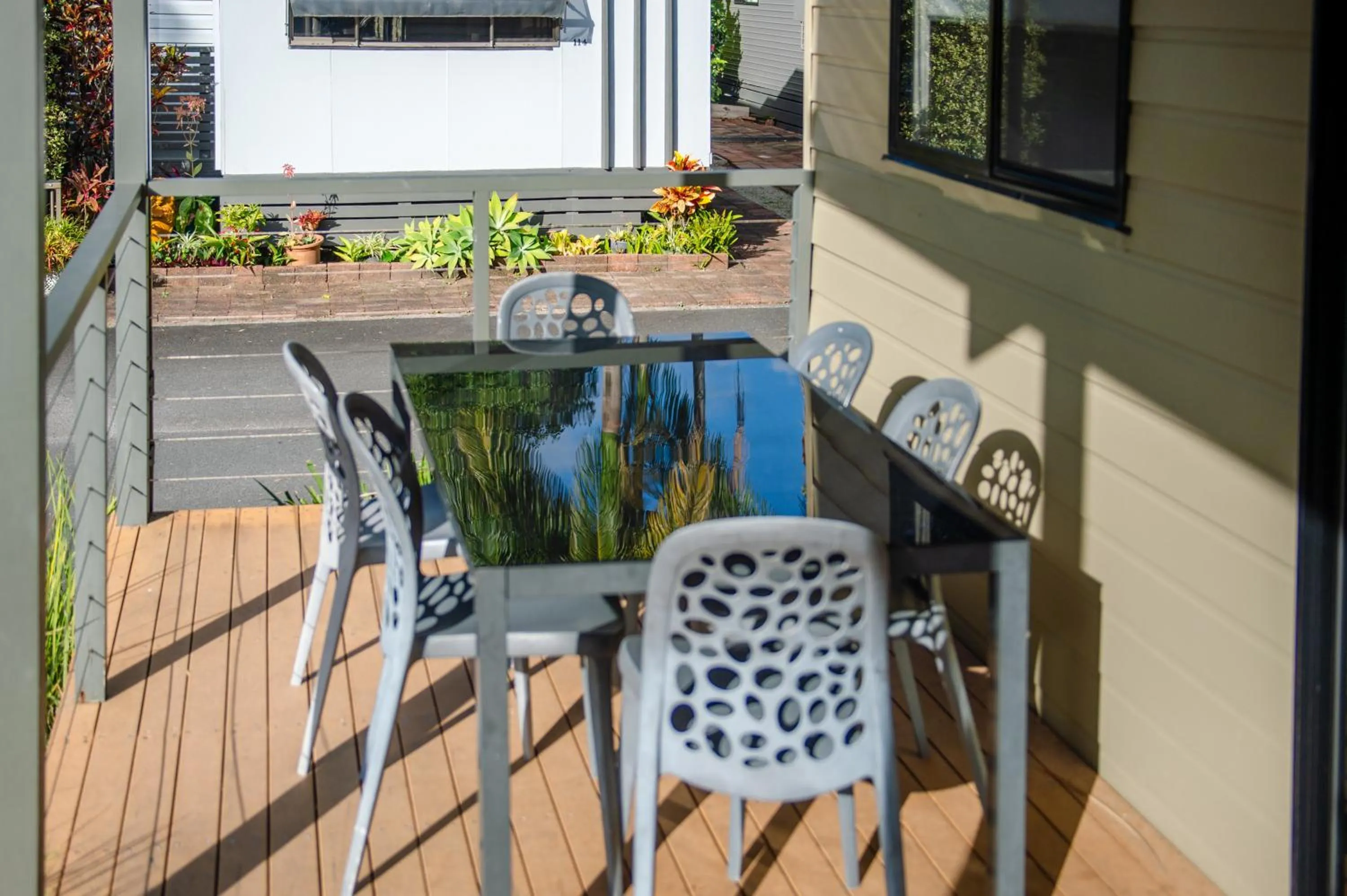 Dining area in BIG4 Tweed Billabong Holiday Park