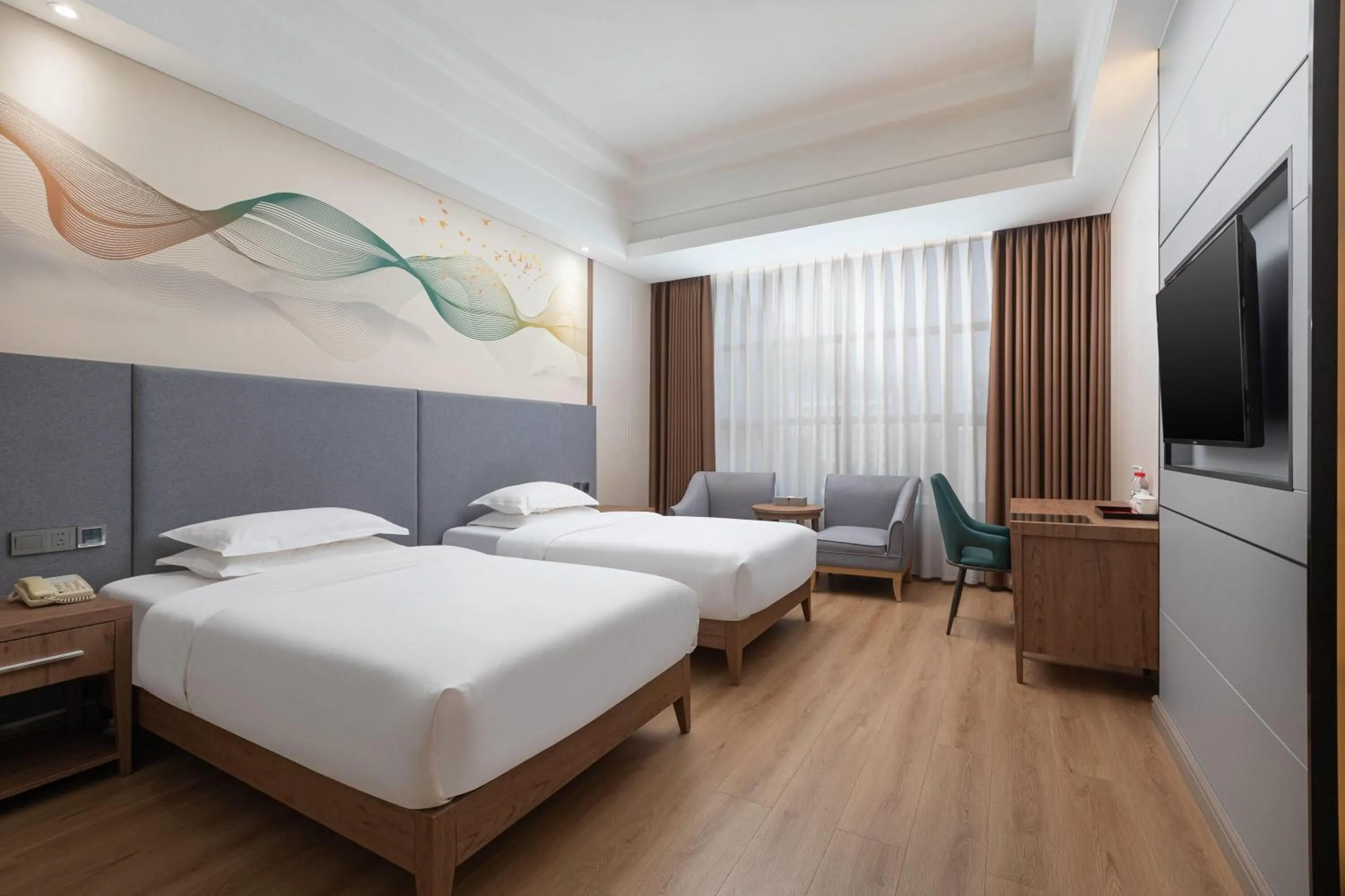 Photo of the whole room, Bed in Ramada by Wyndham Zhangjiajie Tianmen Mountain