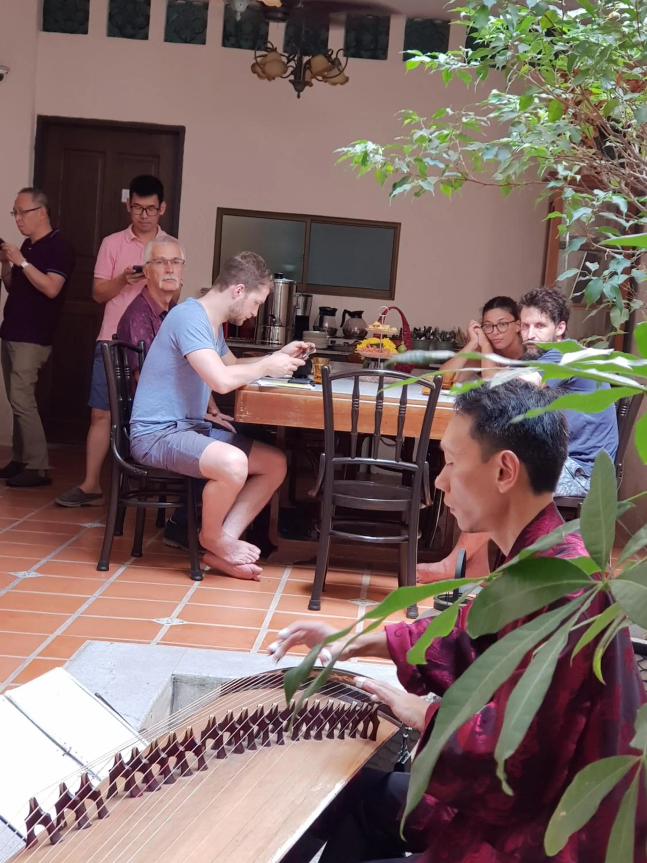 Evening entertainment in Betel Nut Lodge