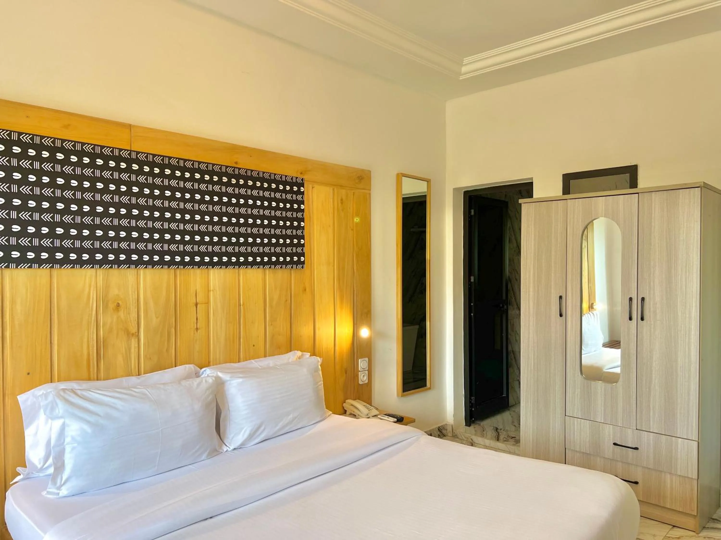 Photo of the whole room, Bed in Appart Hotel Les orchidees