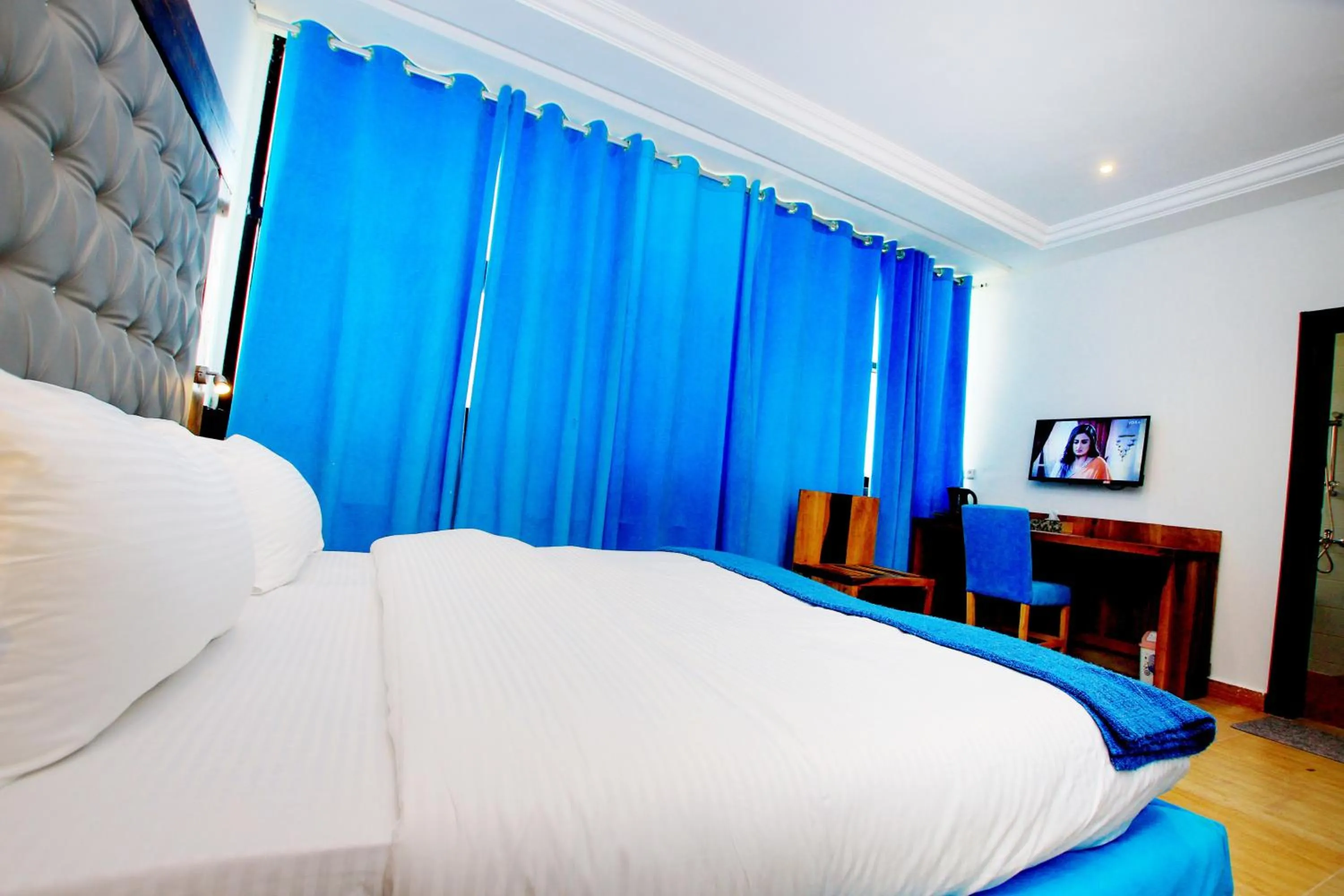 Bed in Appart Hotel Les orchidees