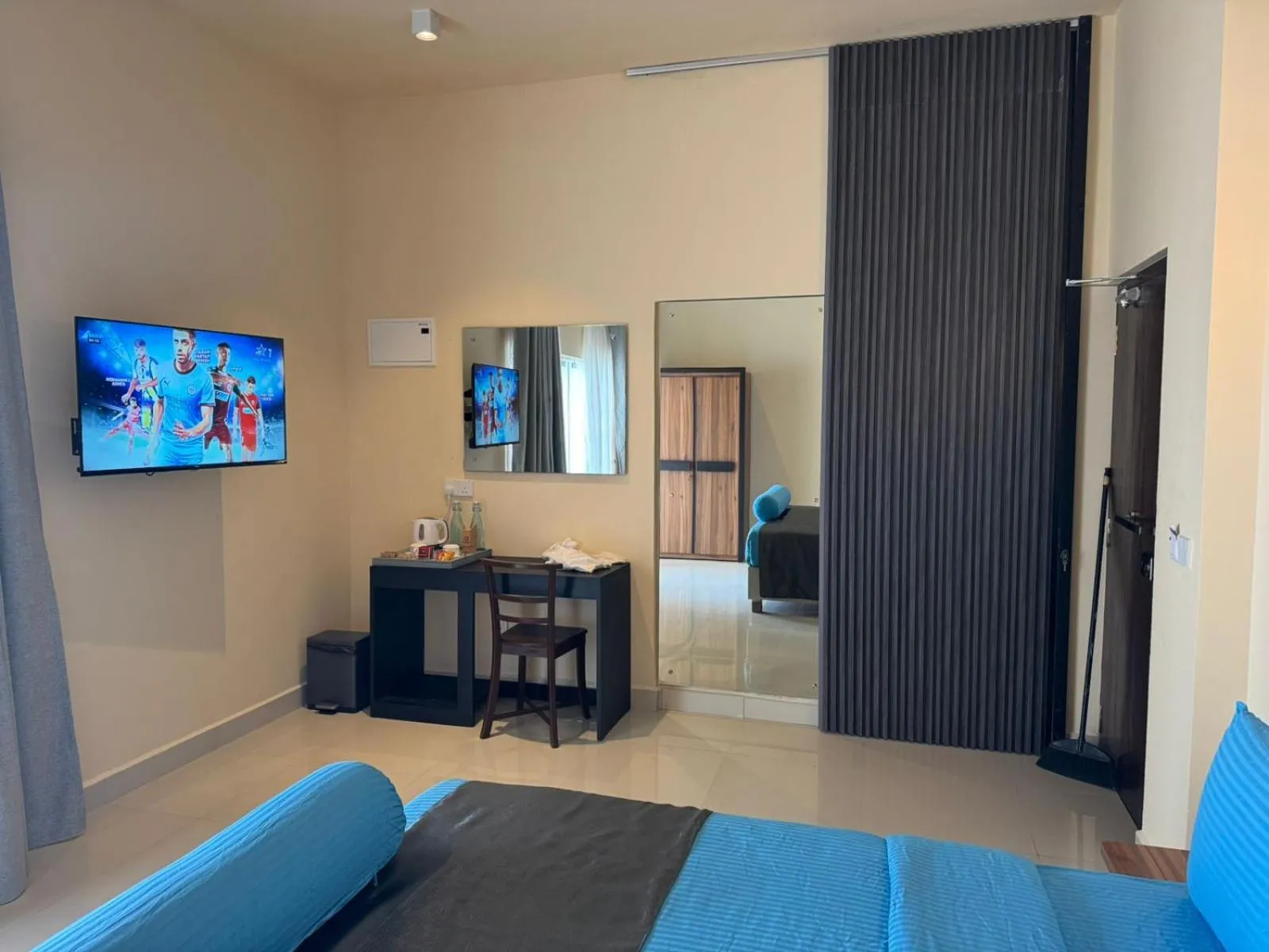 Bed in Mzion Hotel Weligama