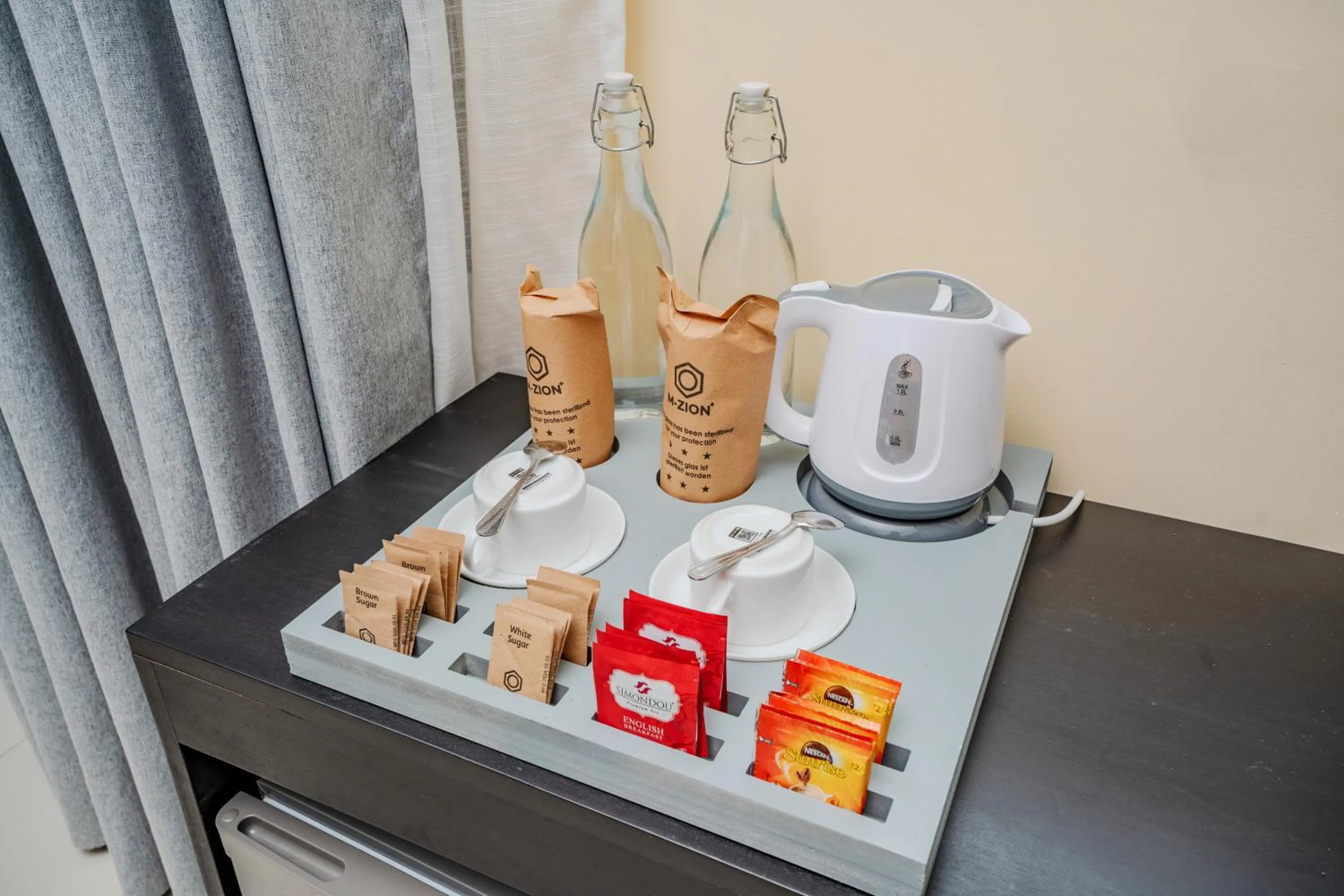 Coffee/tea facilities in Mzion Hotel Weligama