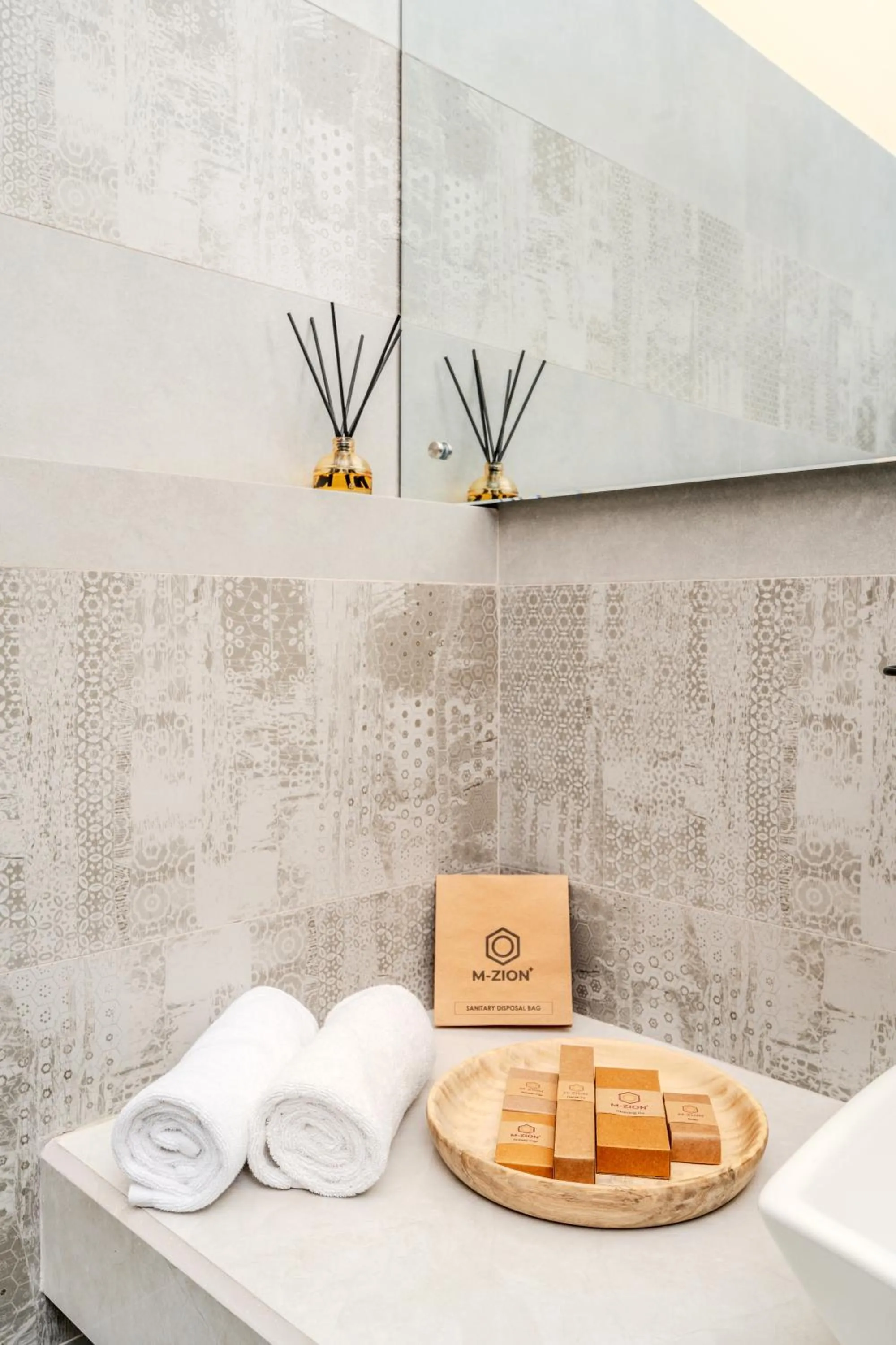 Bathroom in Mzion Hotel Weligama