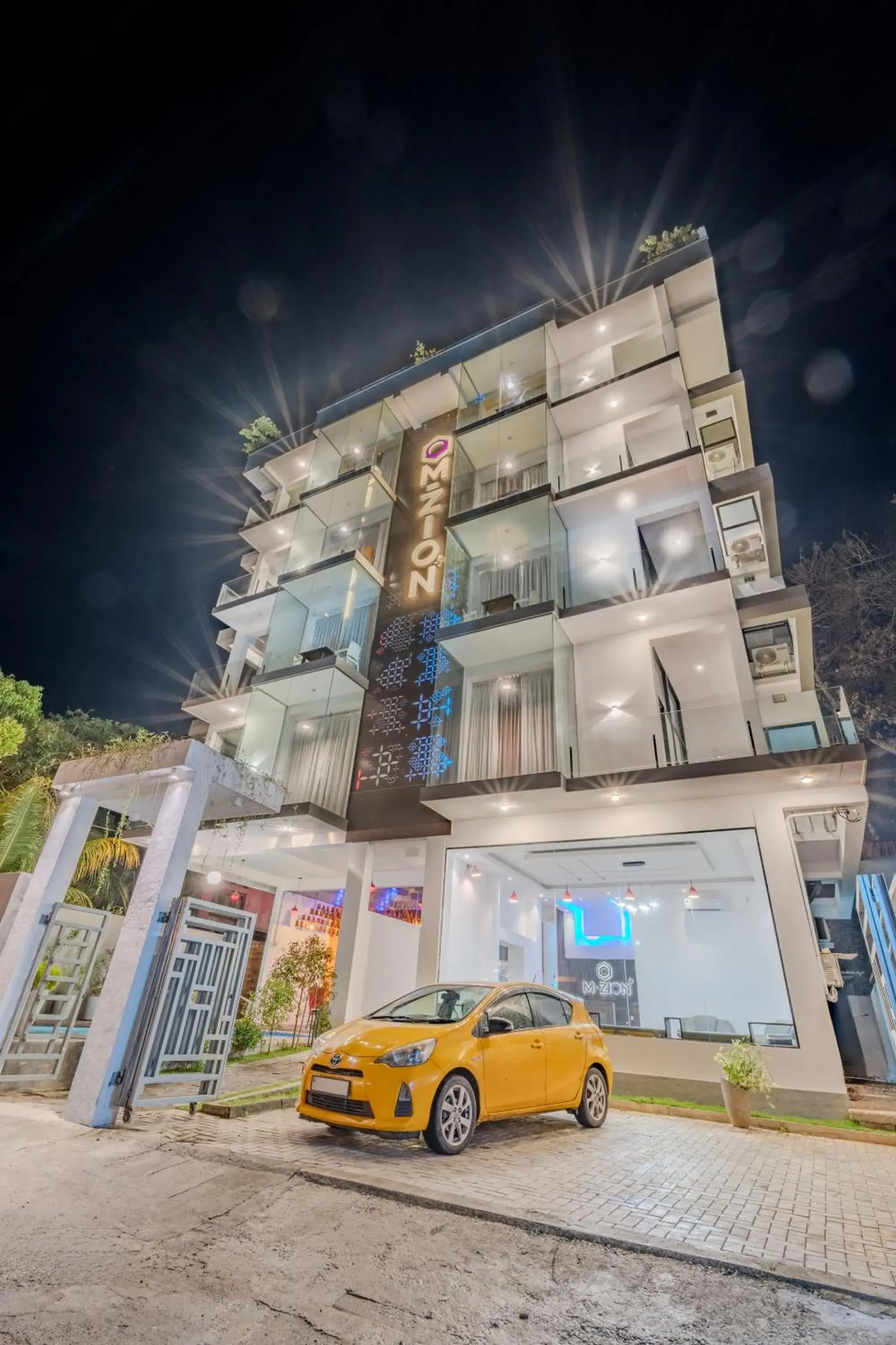 Property building in Mzion Hotel Weligama Property building in Mzion Hotel Weligama