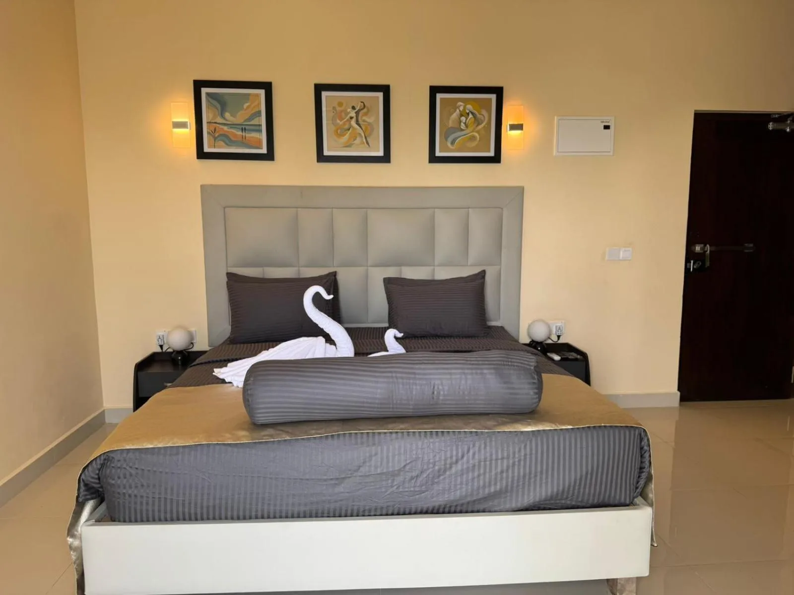 Bed in Mzion Hotel Weligama