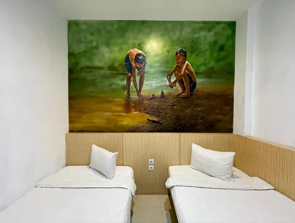 Superior Twin Room in Ladja Hotel Sintang Superior Twin Room in Ladja Hotel Sintang