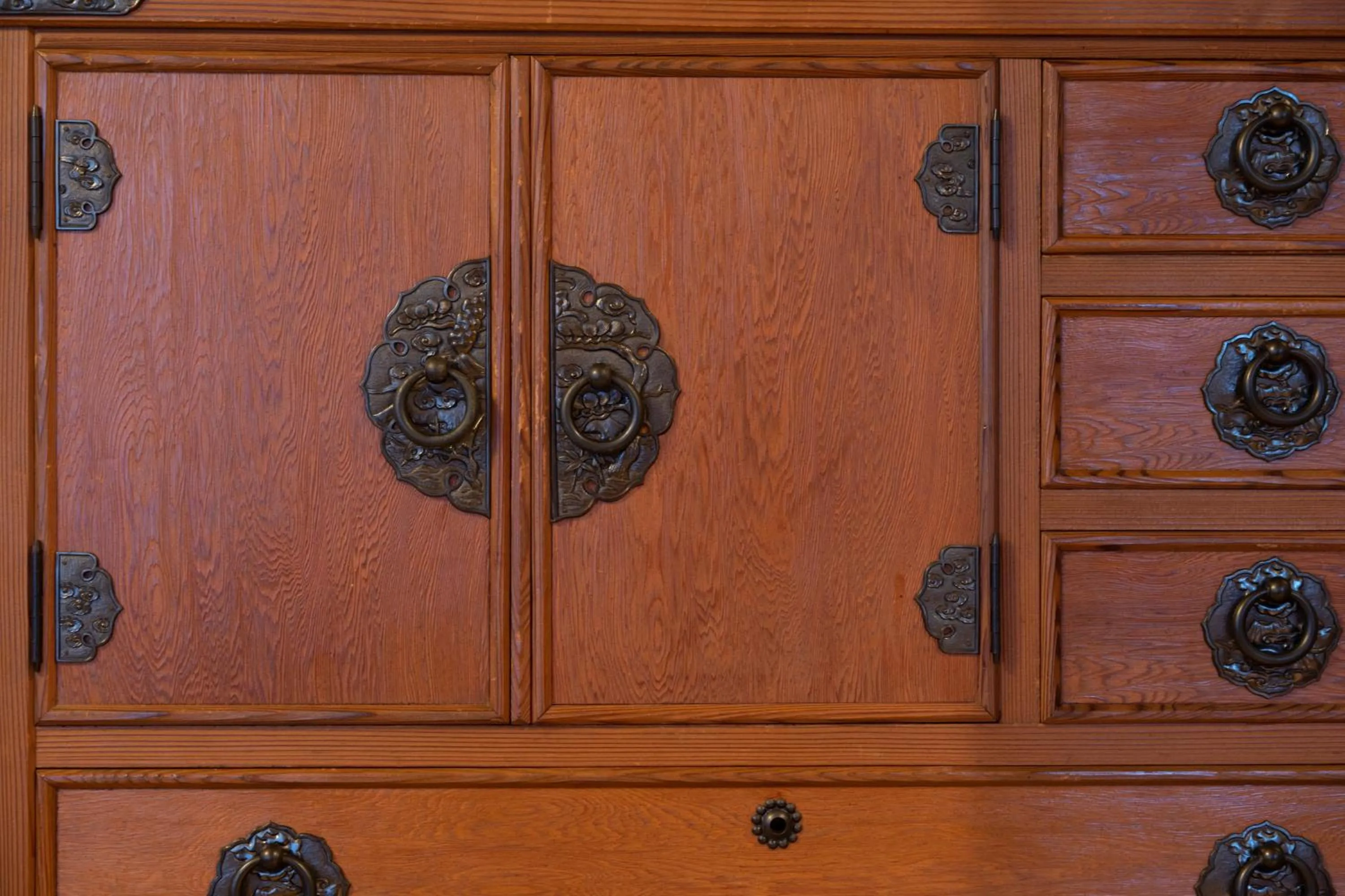 wardrobe in Chidorian