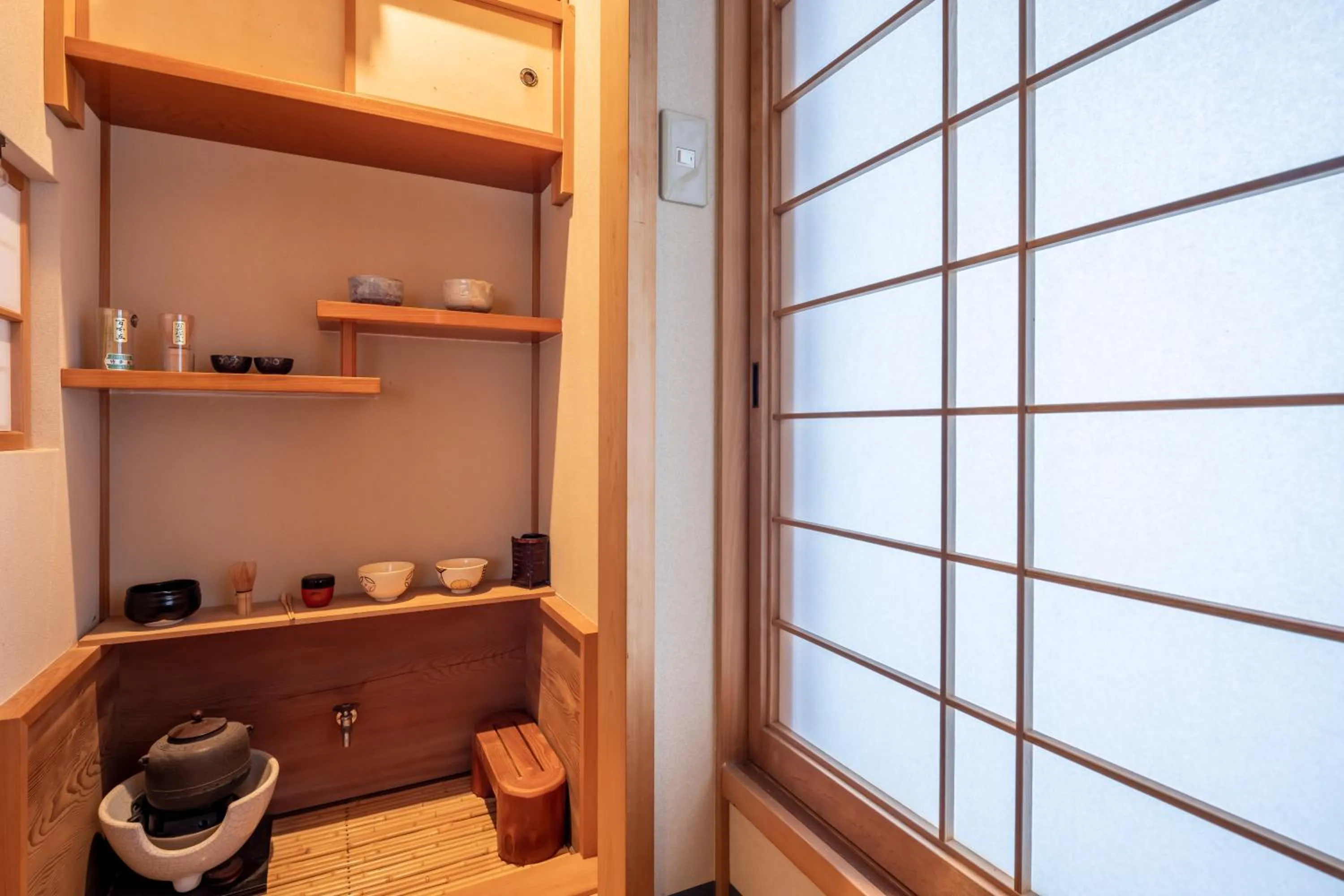 Area and facilities in Chidorian