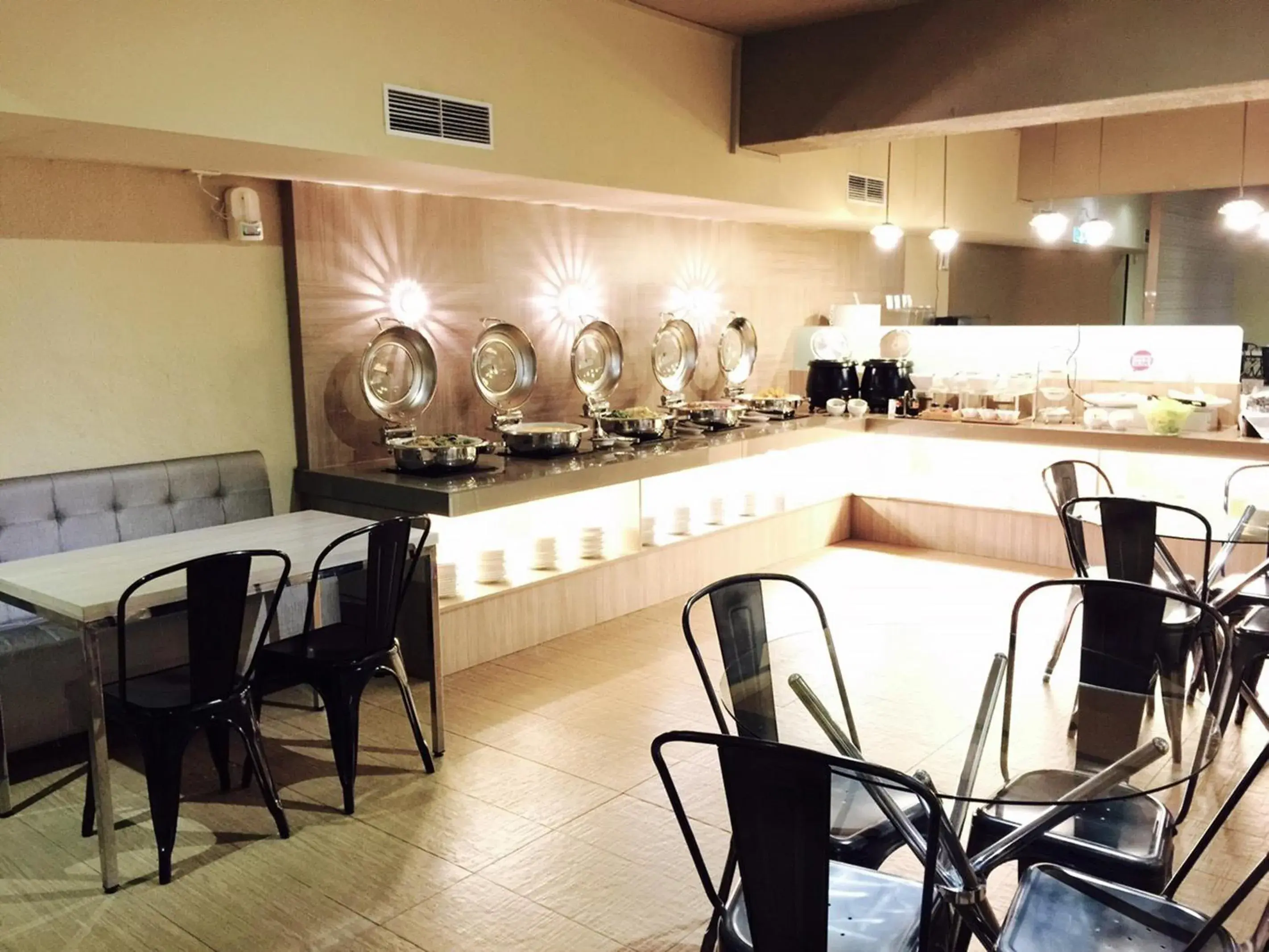 Restaurant/places to eat in The Riverside Hotel Hengchun Restaurant/places to eat in The Riverside Hotel Hengchun