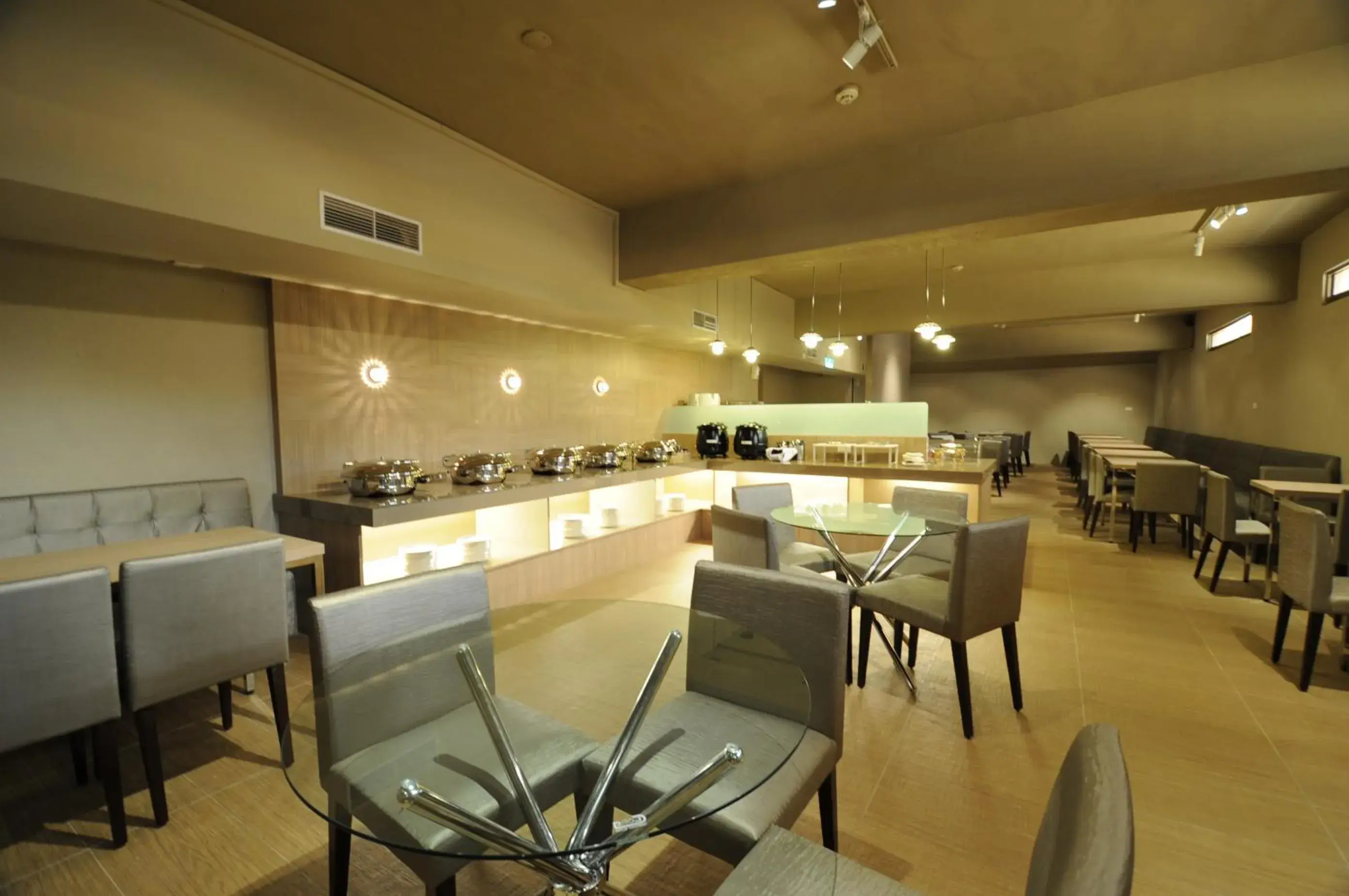 Restaurant/places to eat in The Riverside Hotel Hengchun Restaurant/places to eat in The Riverside Hotel Hengchun