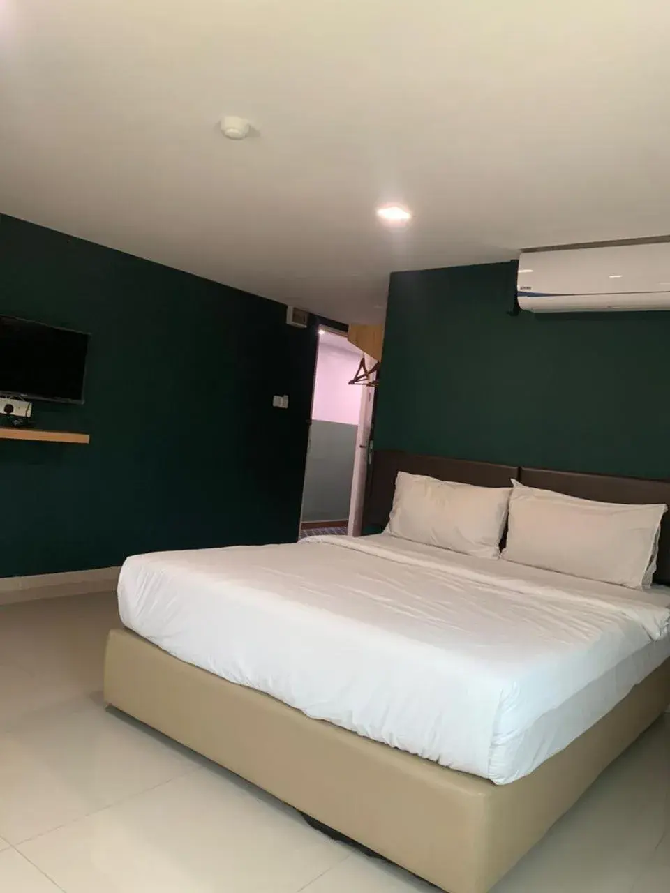 Bed in Room V Jalan Megat by SECOM Bed in Room V Jalan Megat by SECOM