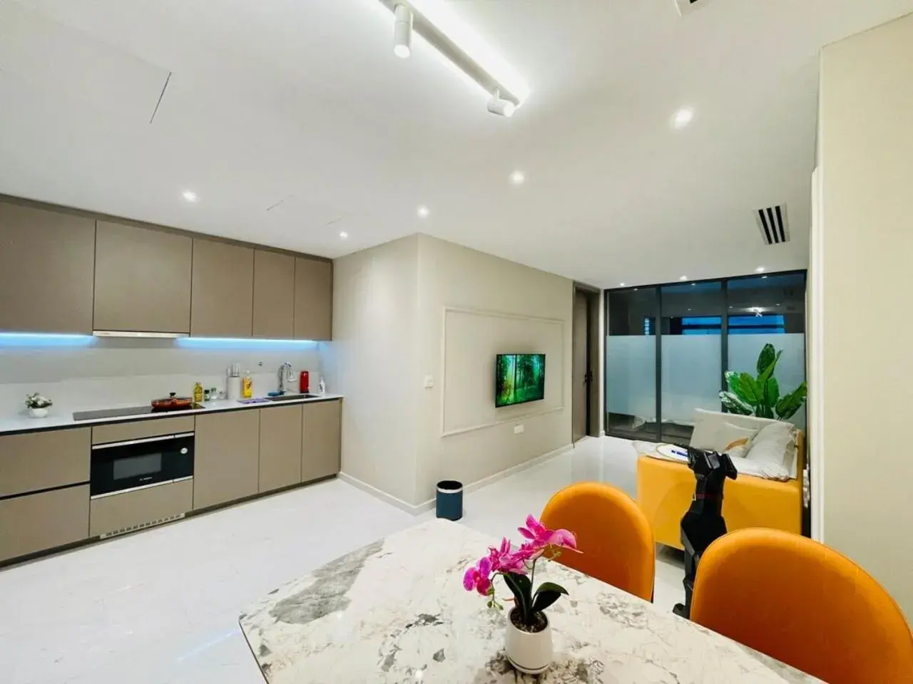 Kitchen or kitchenette in Eaton Suites KLCC Kuala Lumpur Kitchen or kitchenette in Eaton Suites KLCC Kuala Lumpur