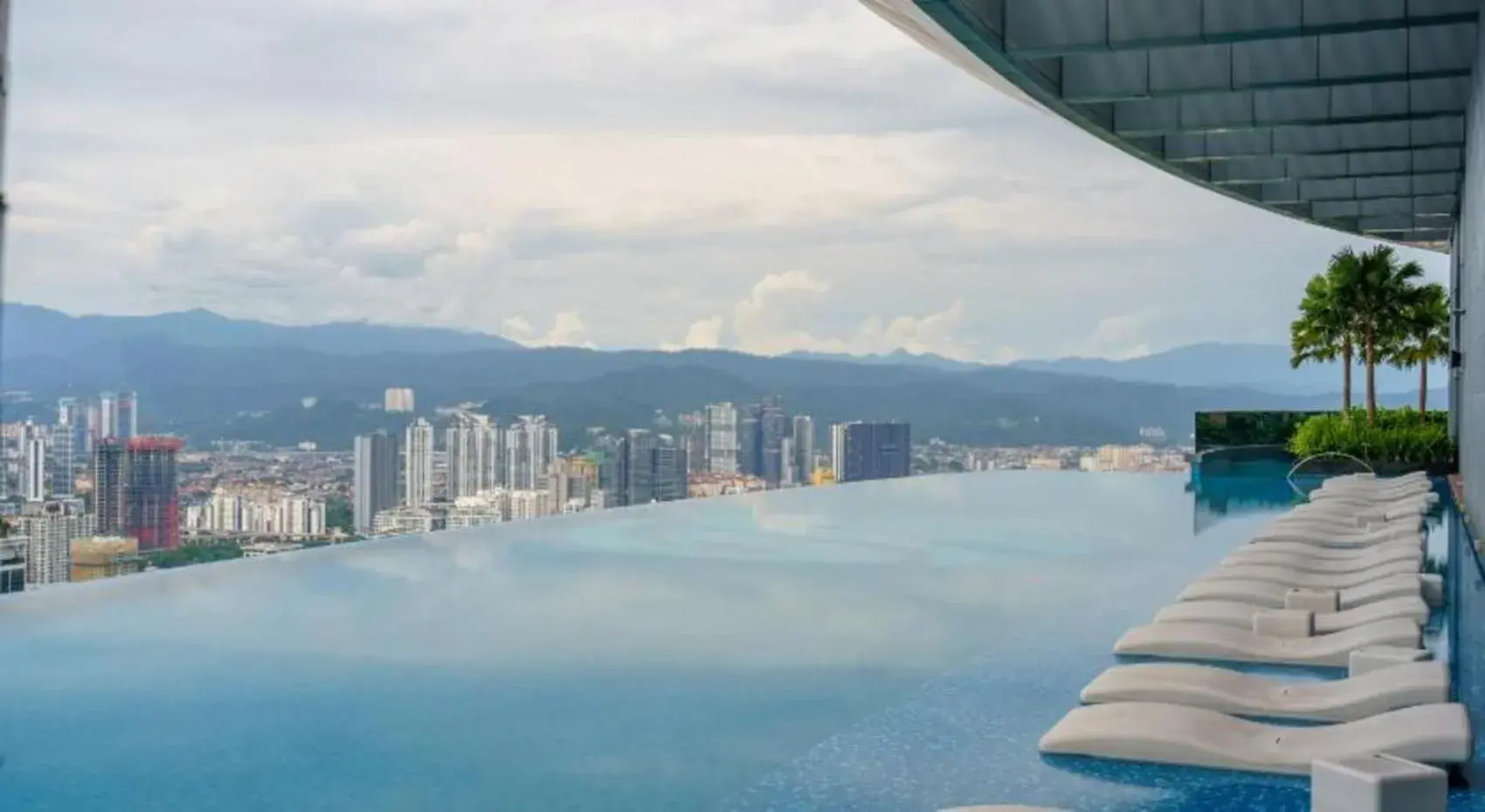 Swimming pool in Eaton Suites KLCC Kuala Lumpur Swimming pool in Eaton Suites KLCC Kuala Lumpur