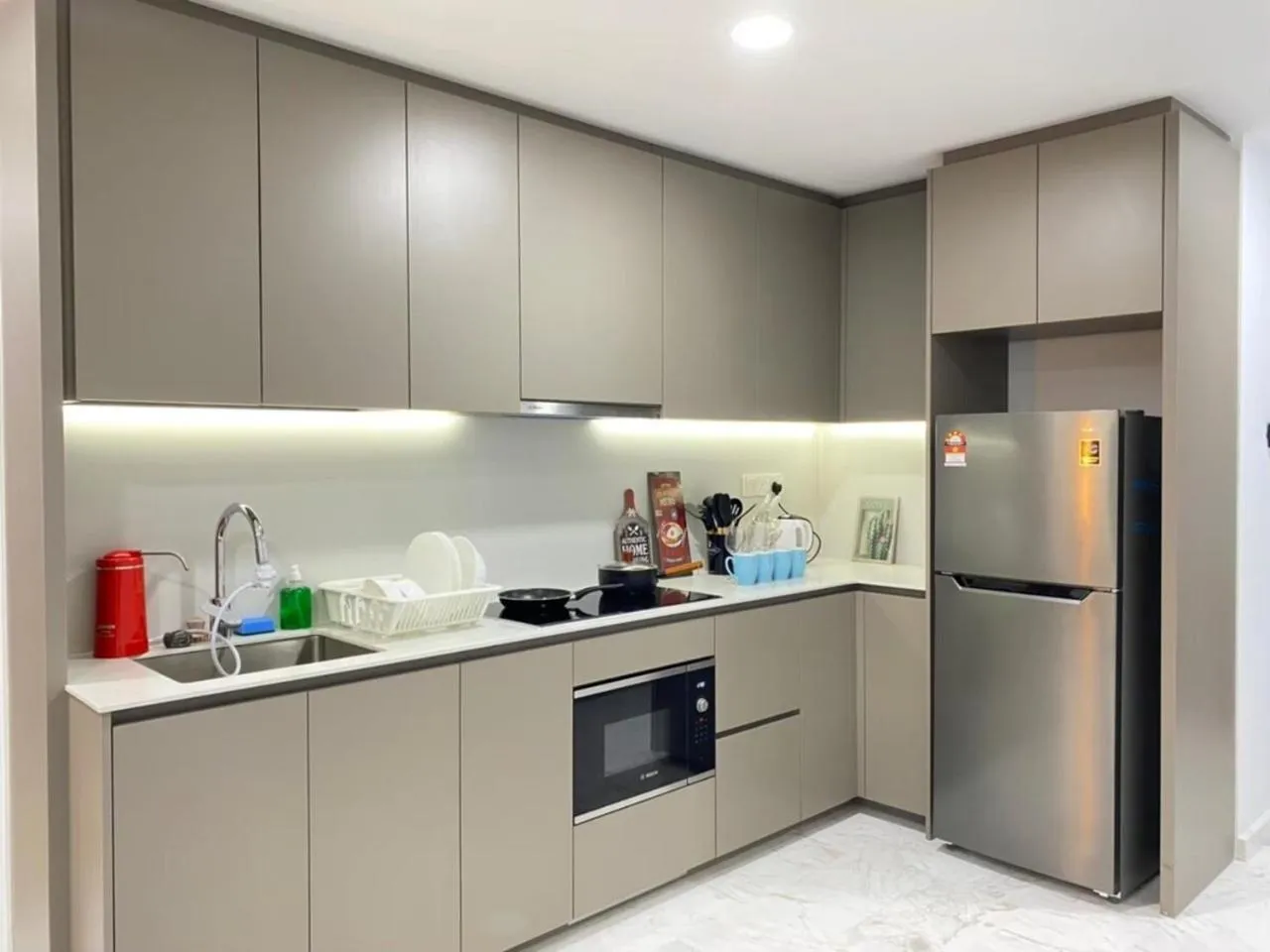 Kitchen or kitchenette in Eaton Suites KLCC Kuala Lumpur