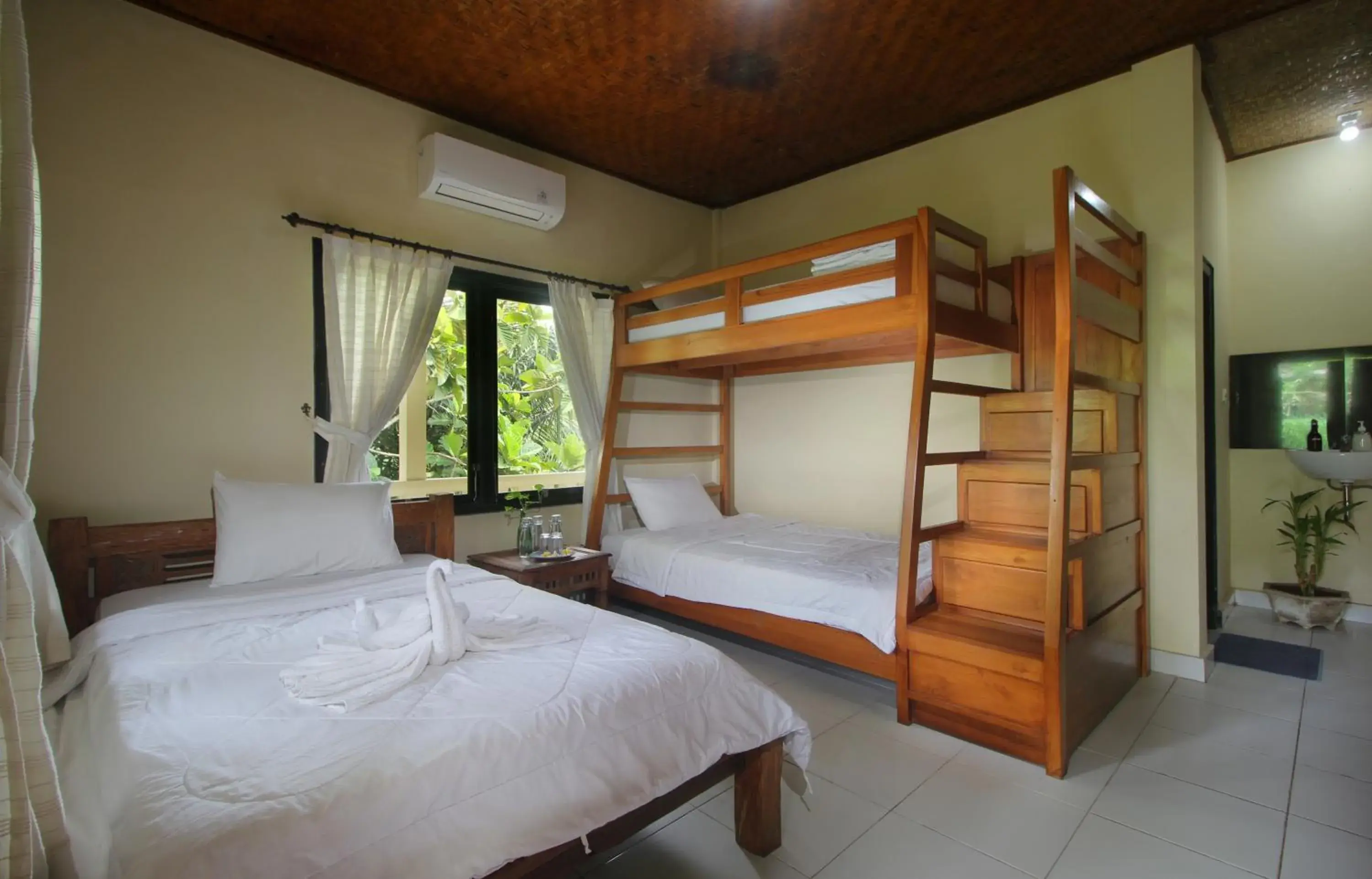 Triple Room in Sari Gong Guest House, A Trishula Collection Triple Room in Sari Gong Guest House, A Trishula Collection
