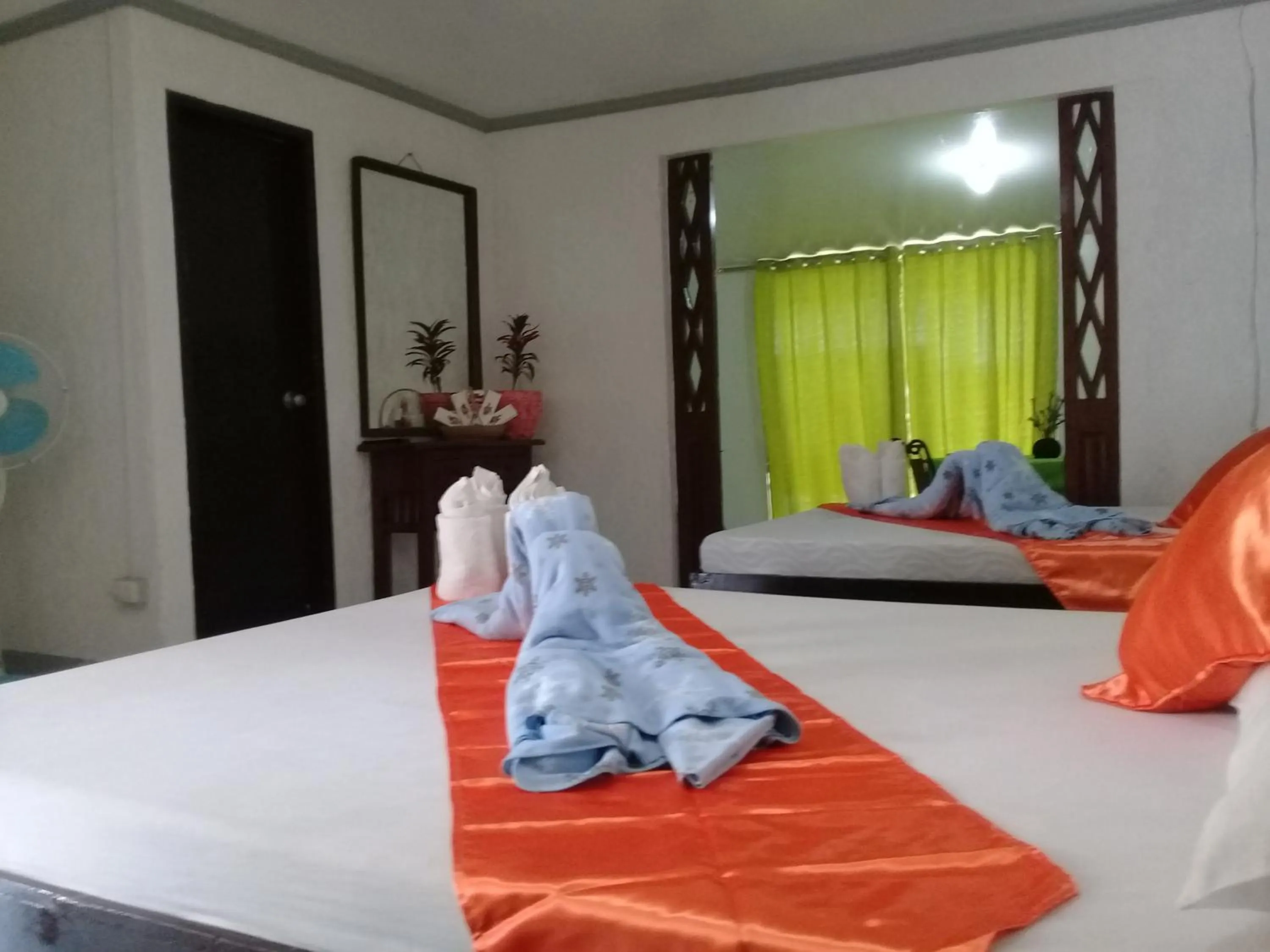 Bed in Isla Bonita Beach Resort