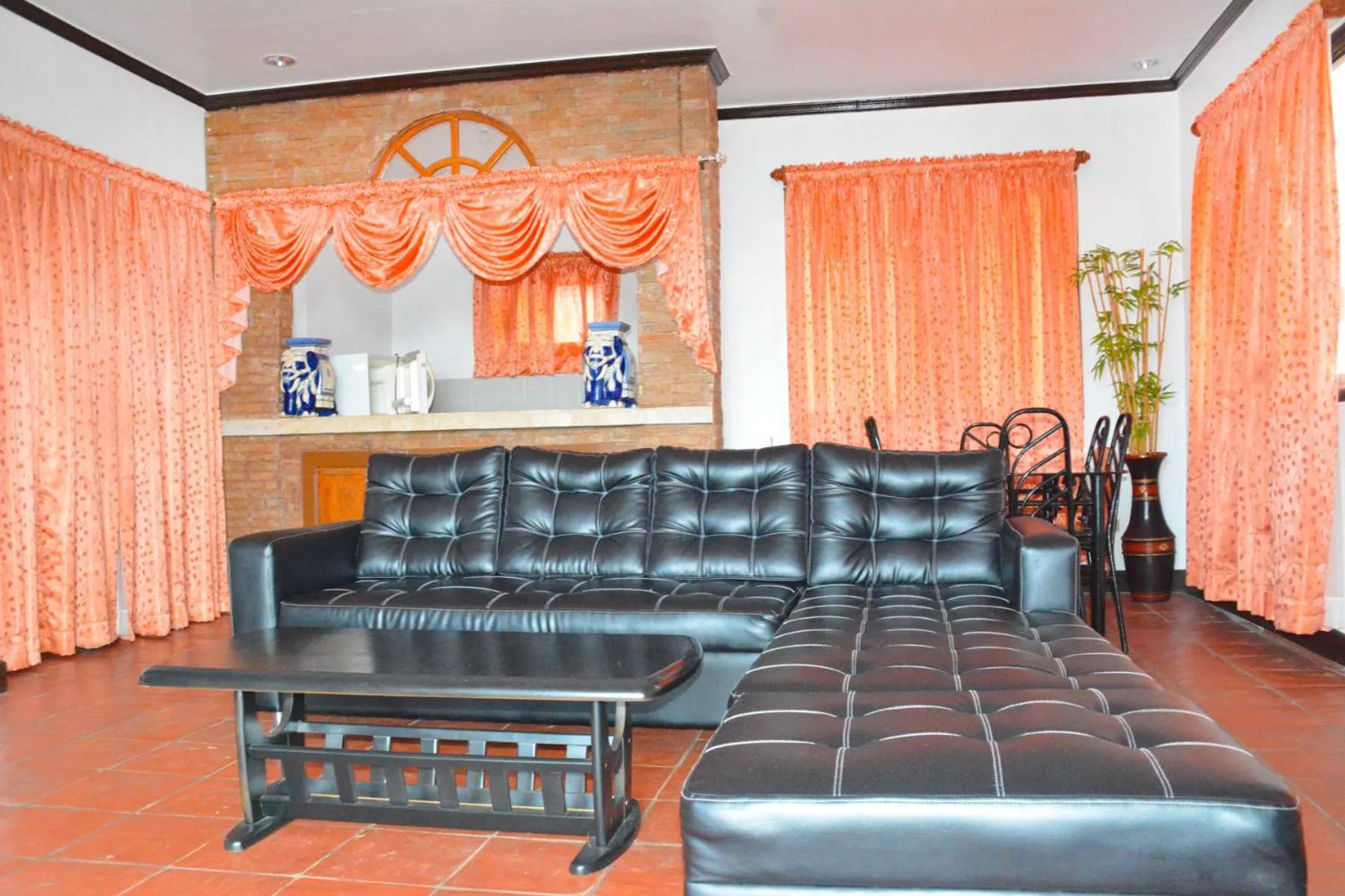 Living room in Isla Bonita Beach Resort