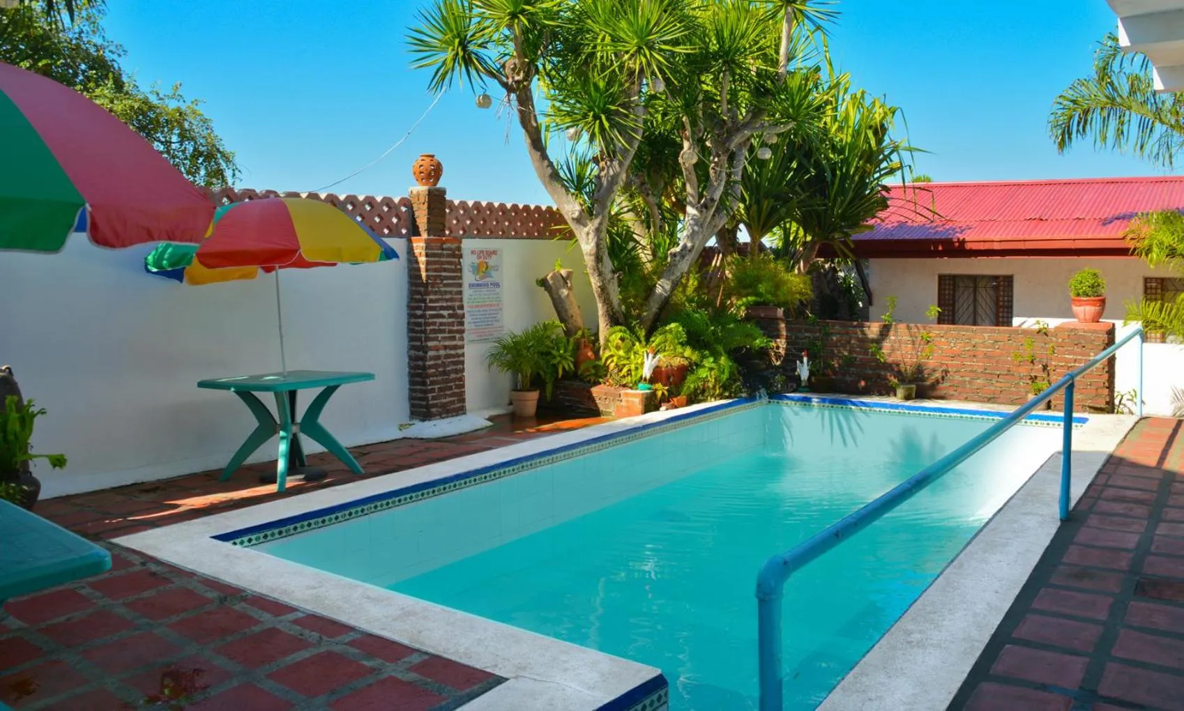 Swimming pool in Isla Bonita Beach Resort