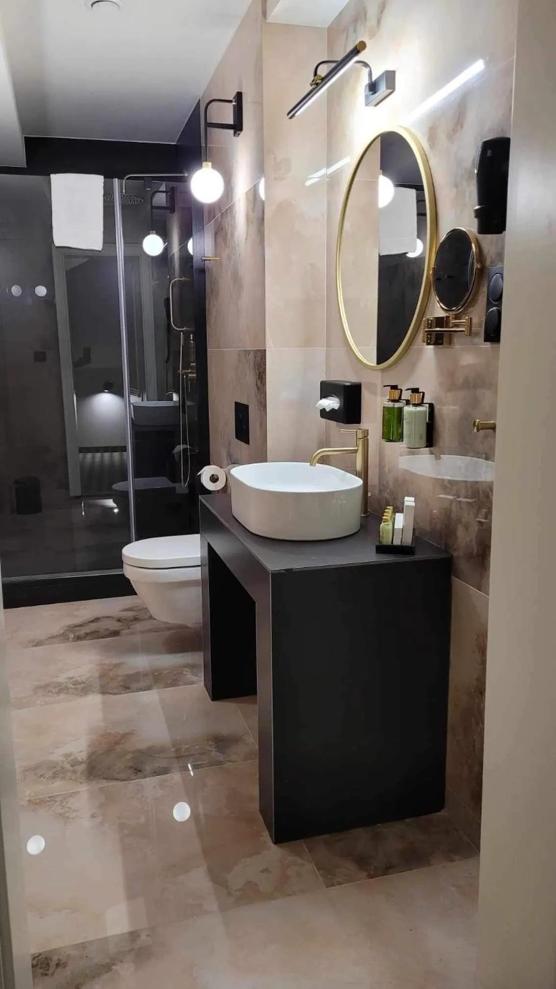 Bathroom in Hotel Pietryna