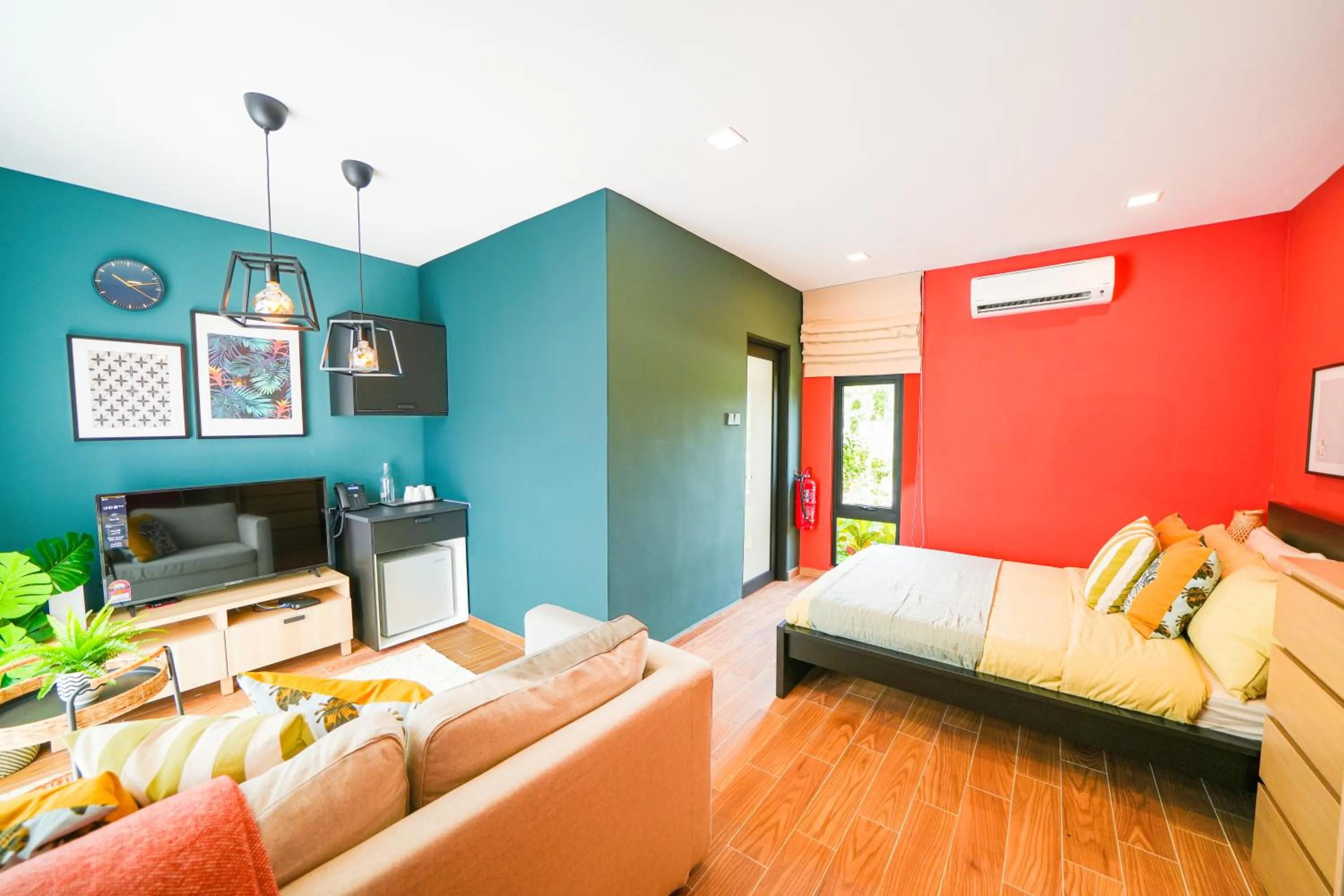 Seating area, Bed in Hangouts Urban+Eco Langkawi