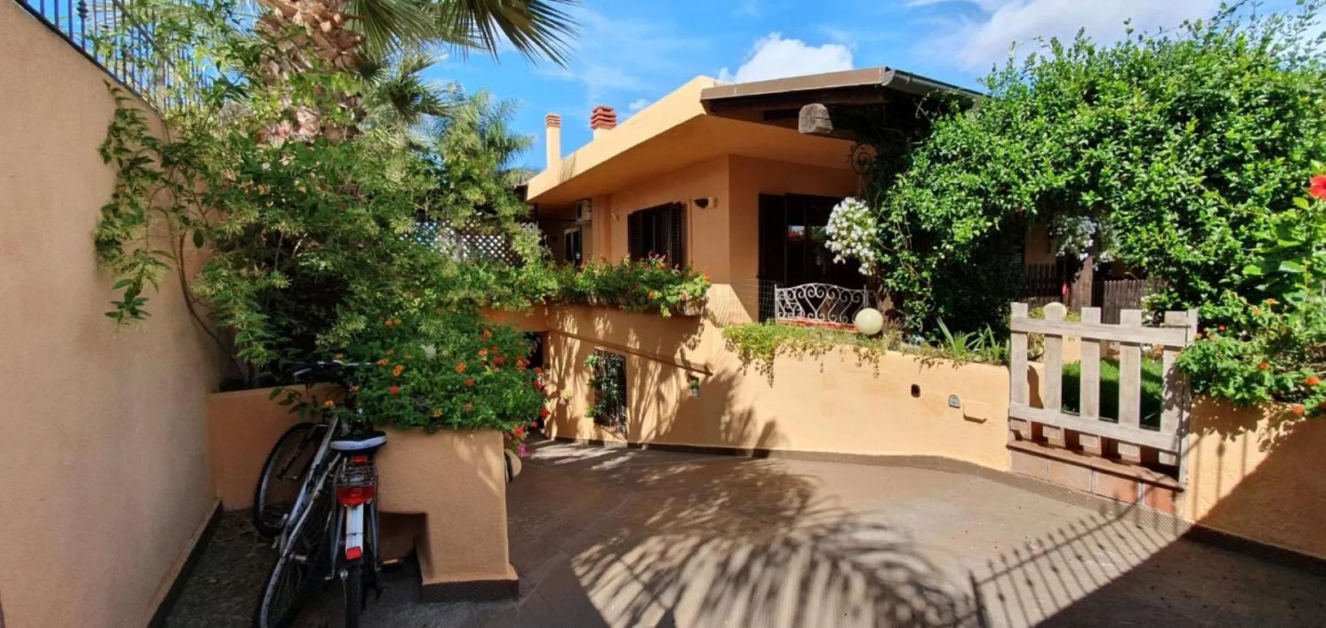 Property building in B&B Le Sorelle