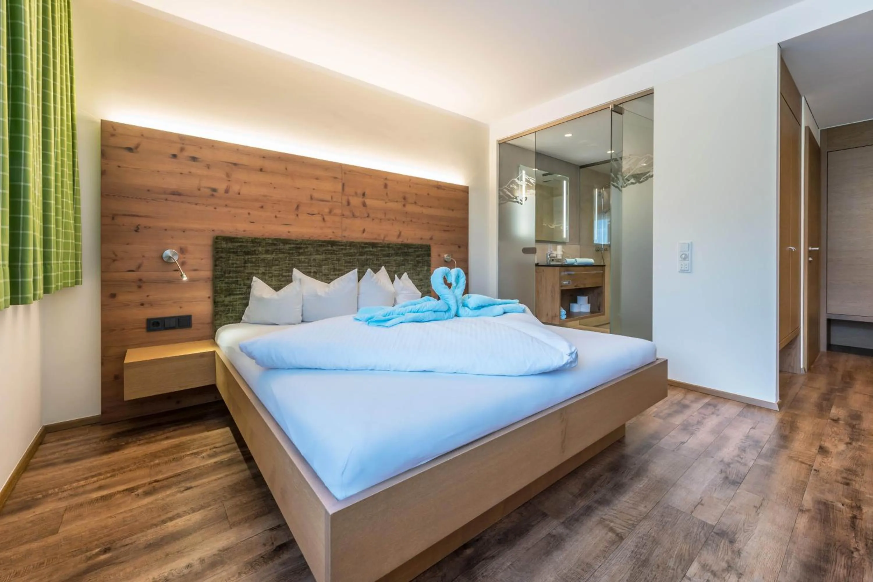 Bedroom, Bed in Aktivhotel Tuxerhof