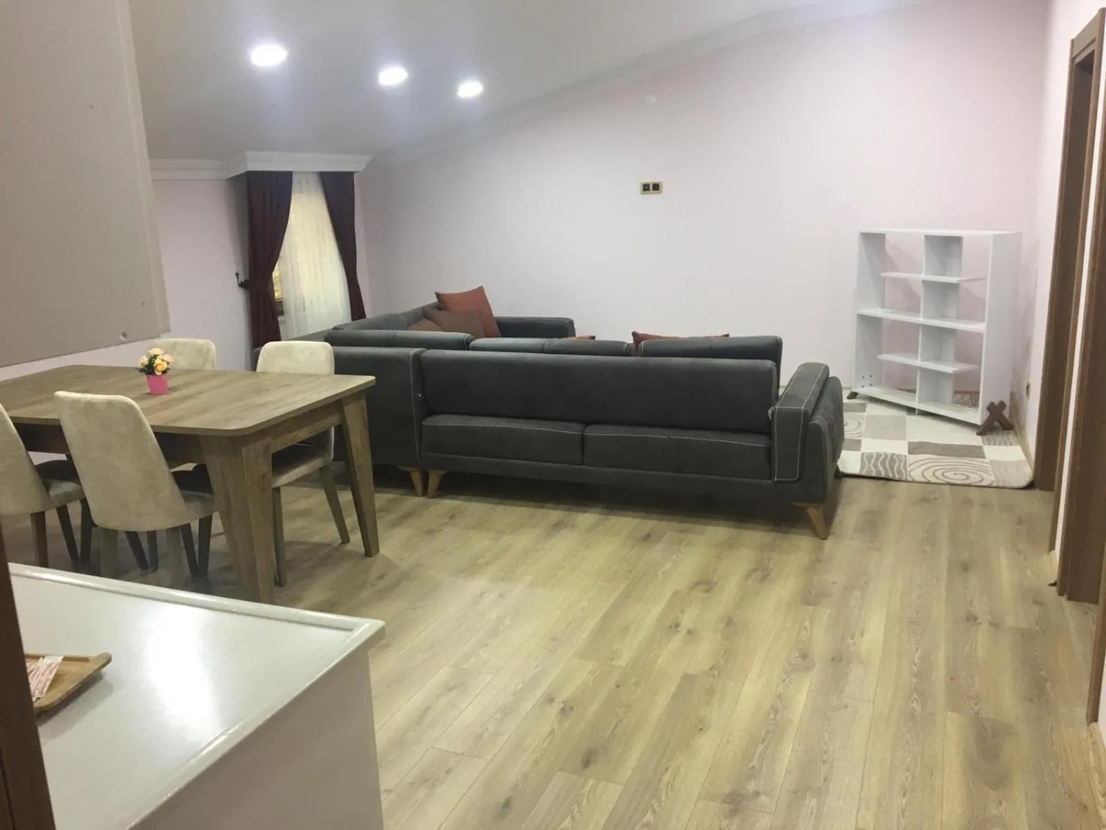 Three-Bedroom Apartment in Dunya Residence