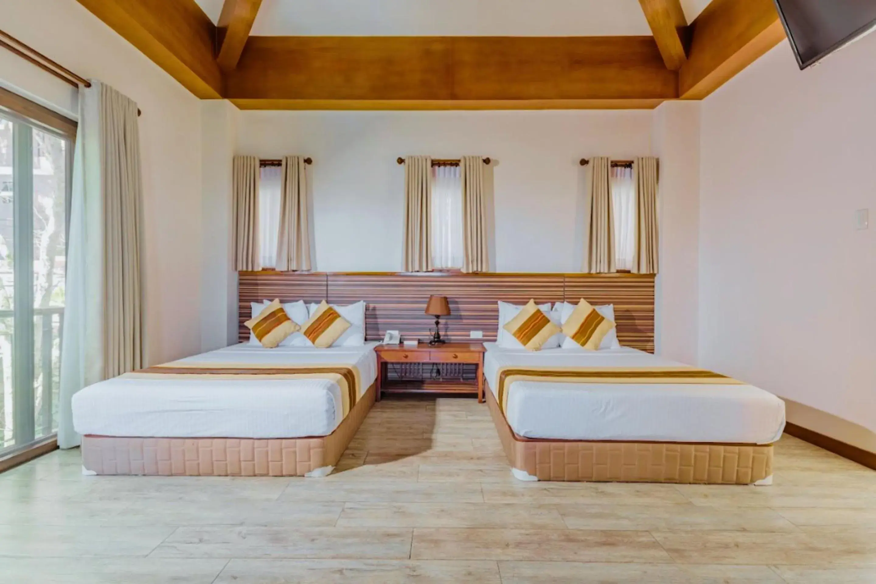 Bed in Mist Mountain Resort powered by Cocotel Bed in Mist Mountain Resort powered by Cocotel