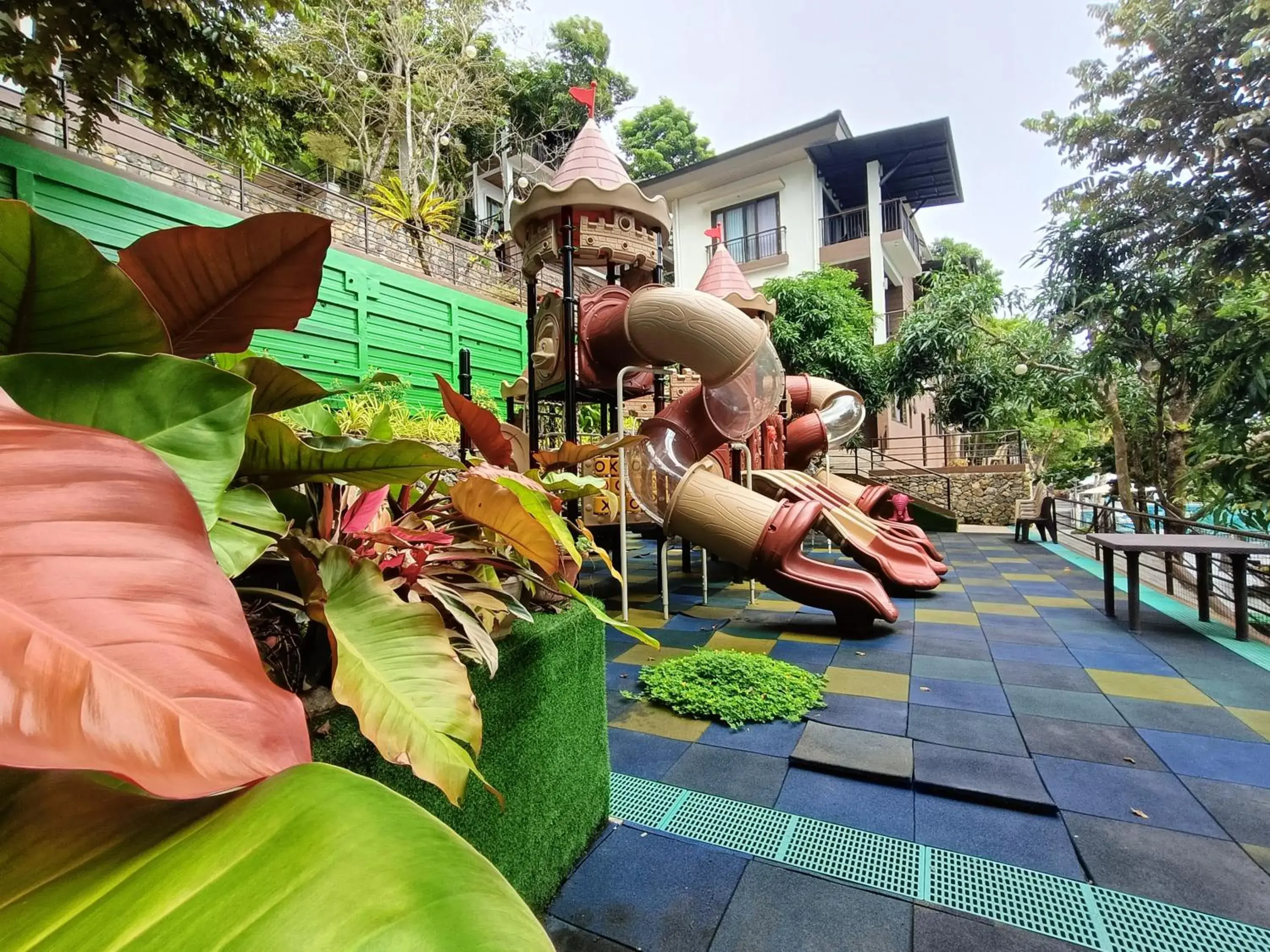 Property building in Mist Mountain Resort powered by Cocotel Property building in Mist Mountain Resort powered by Cocotel