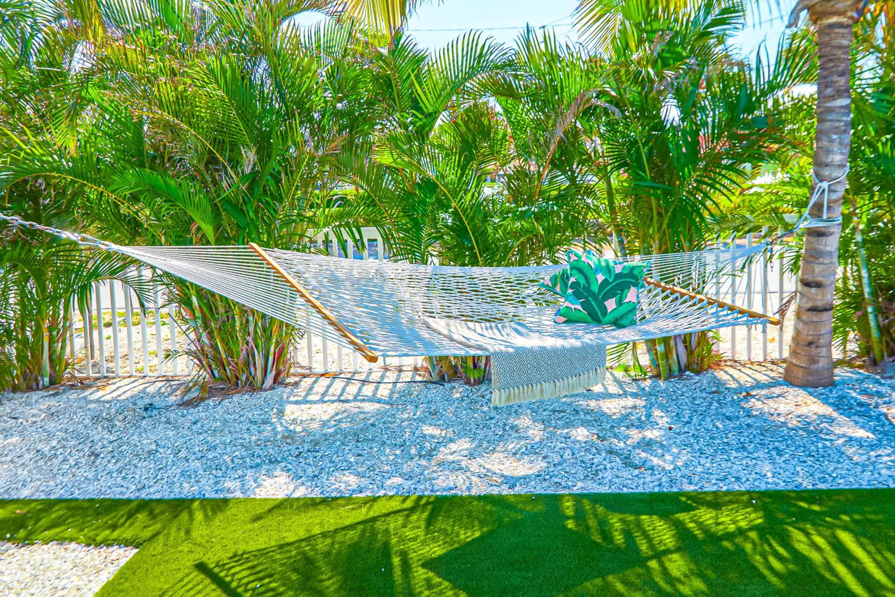 The Pearl Cabana Club