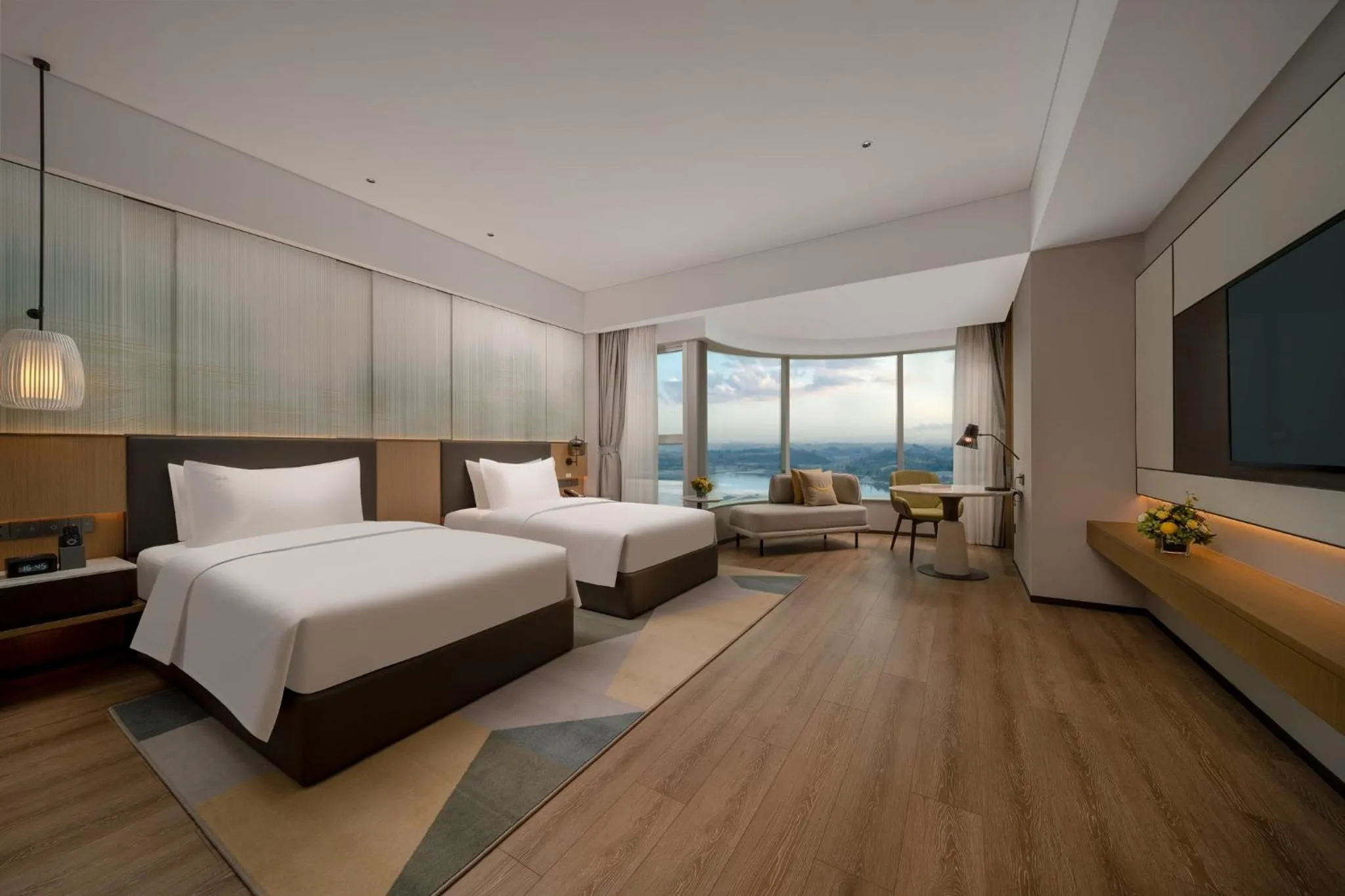 Photo of the whole room, Bed in Holiday Inn Chengdu East by IHG