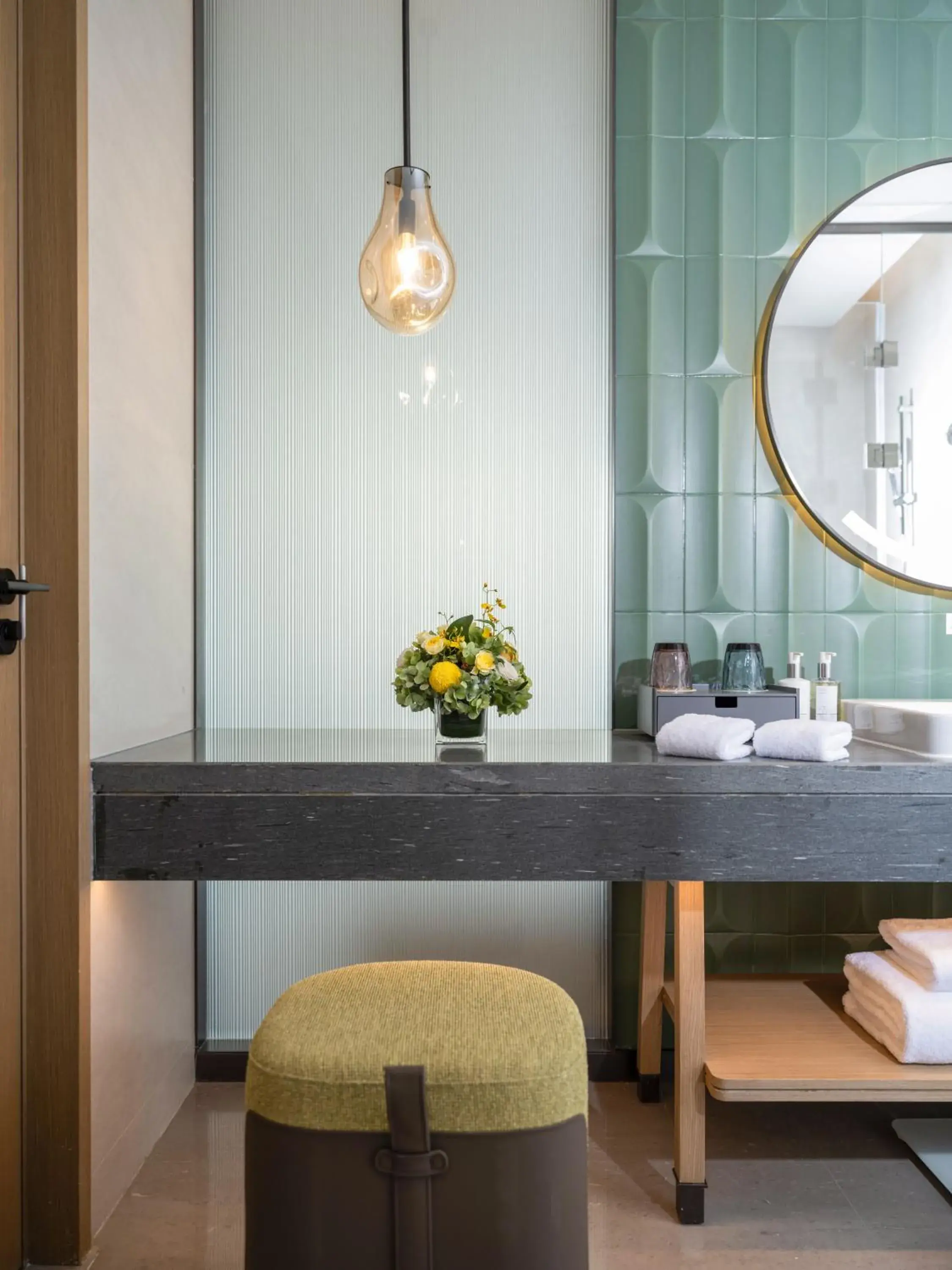 Standard Twin Room in Holiday Inn Chengdu East by IHG Standard Twin Room in Holiday Inn Chengdu East by IHG