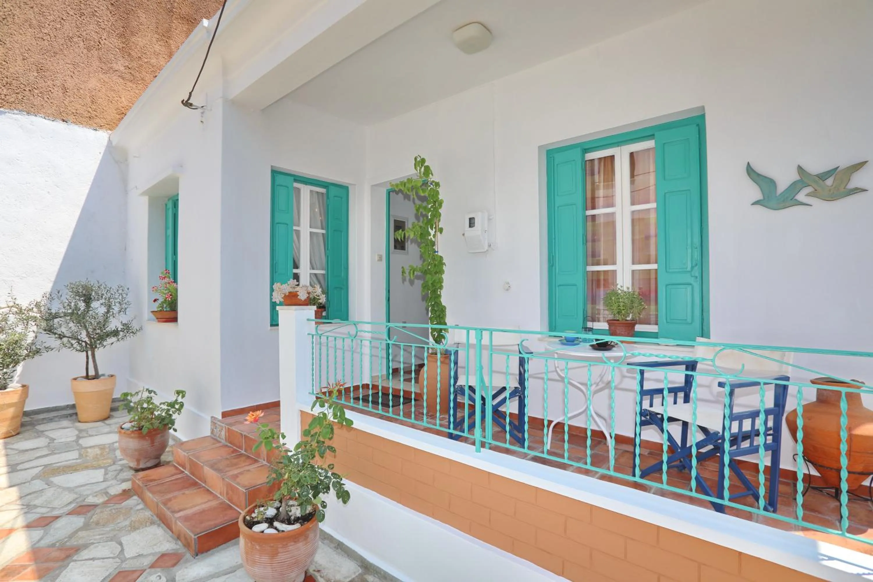 Spring Bliss Garden House