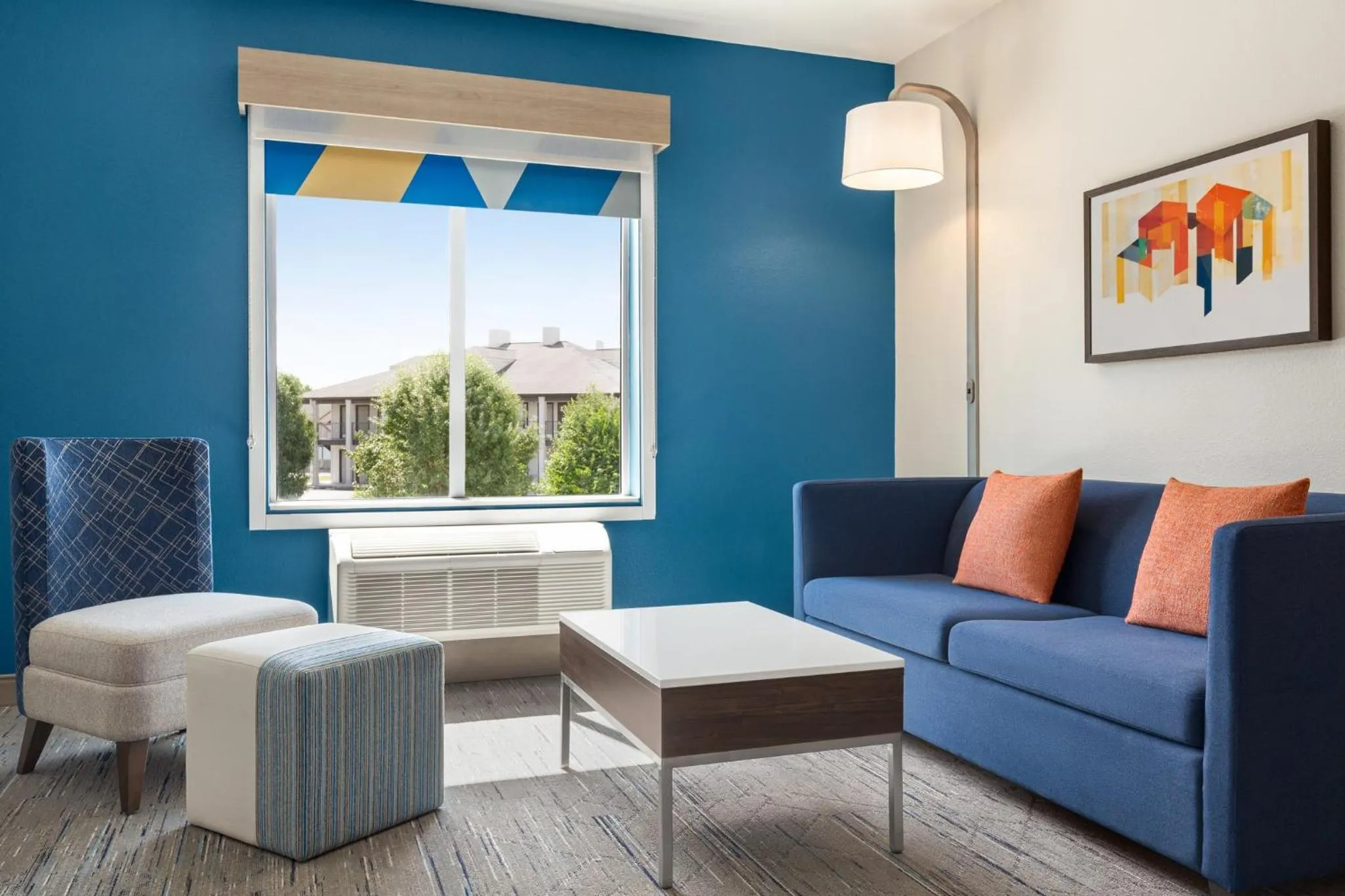 Bedroom in Holiday Inn Express & Suites Bessemer - Birmingham SW by IHG