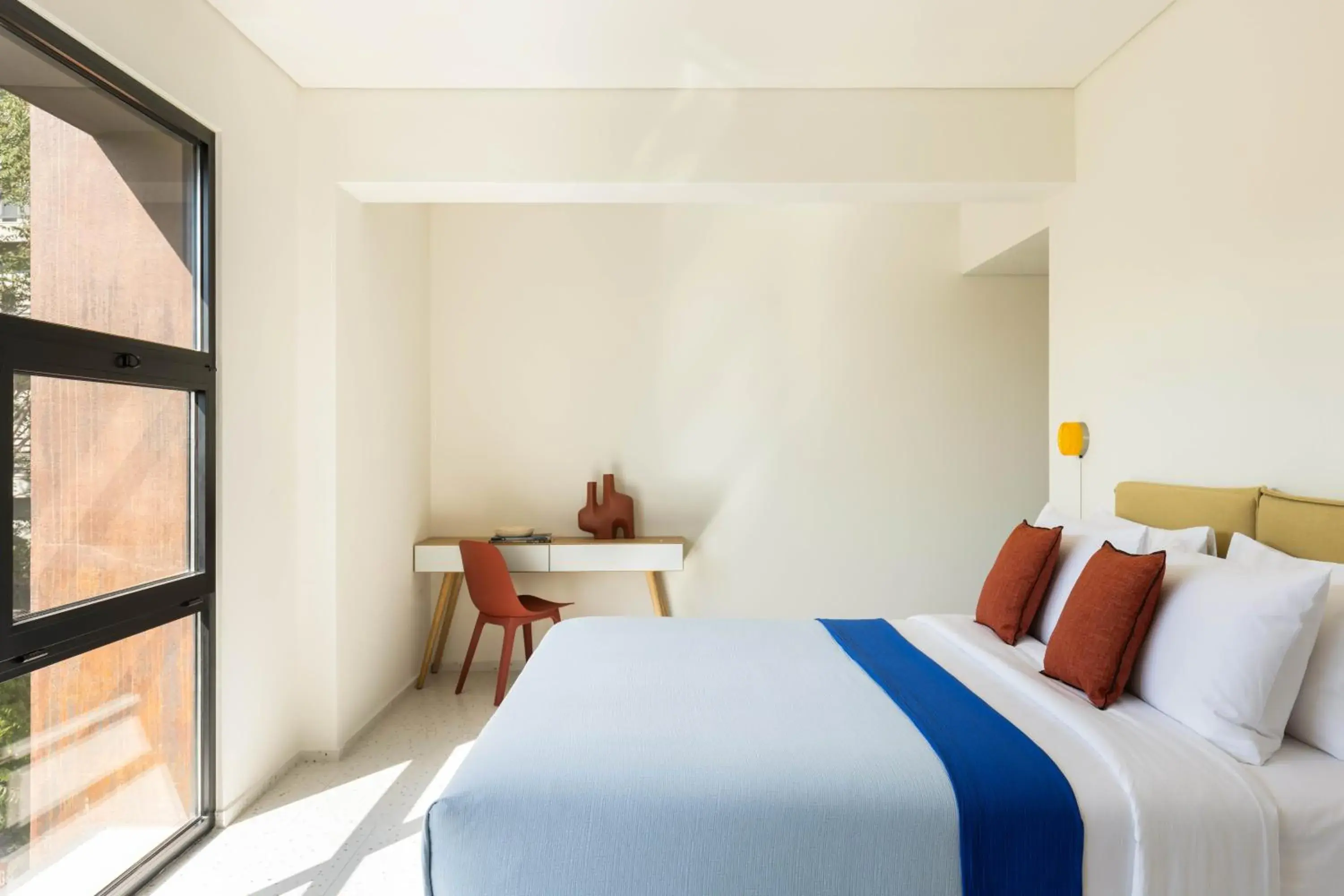 Bed in Okupa Bed in Okupa