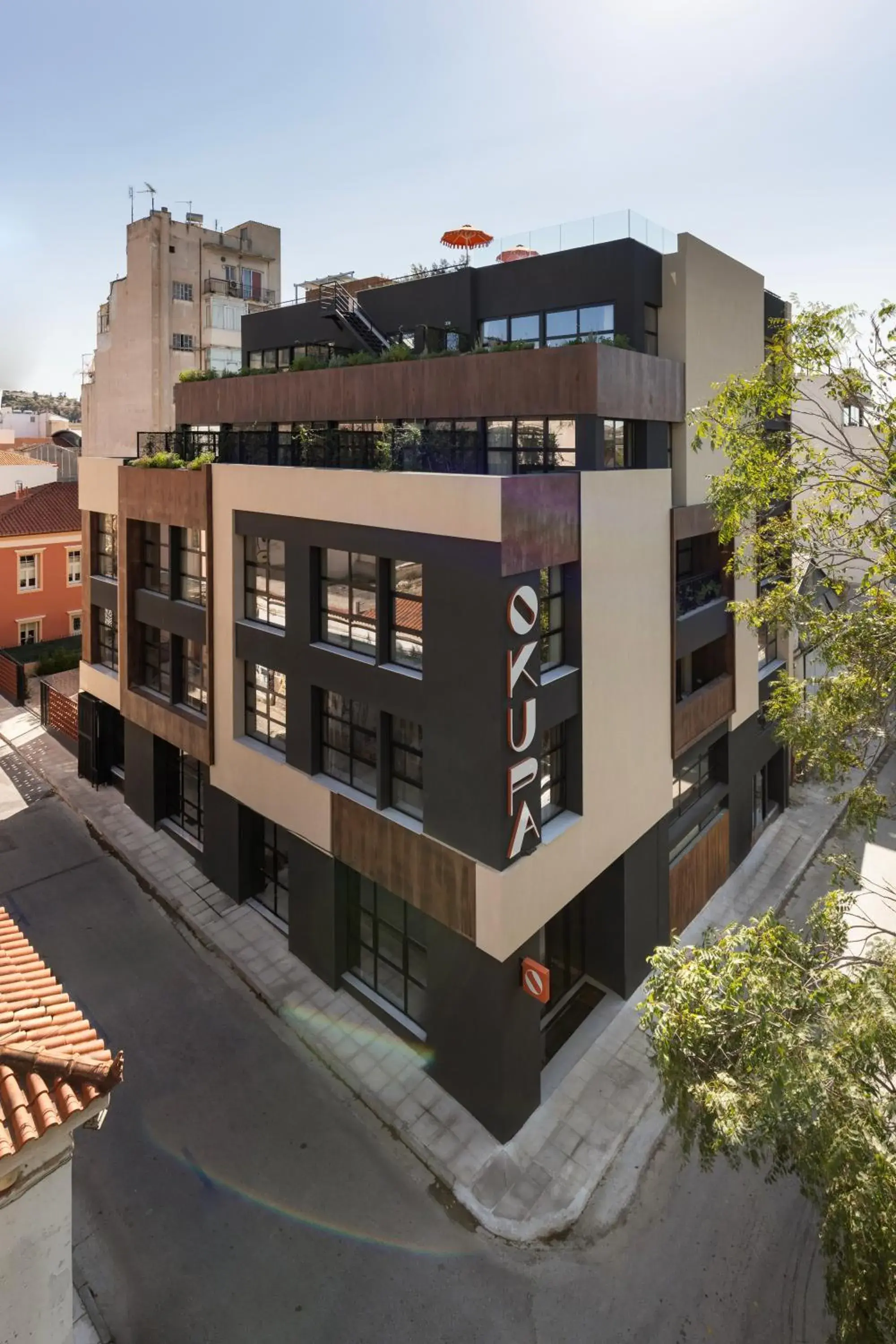 Property building in Okupa Property building in Okupa