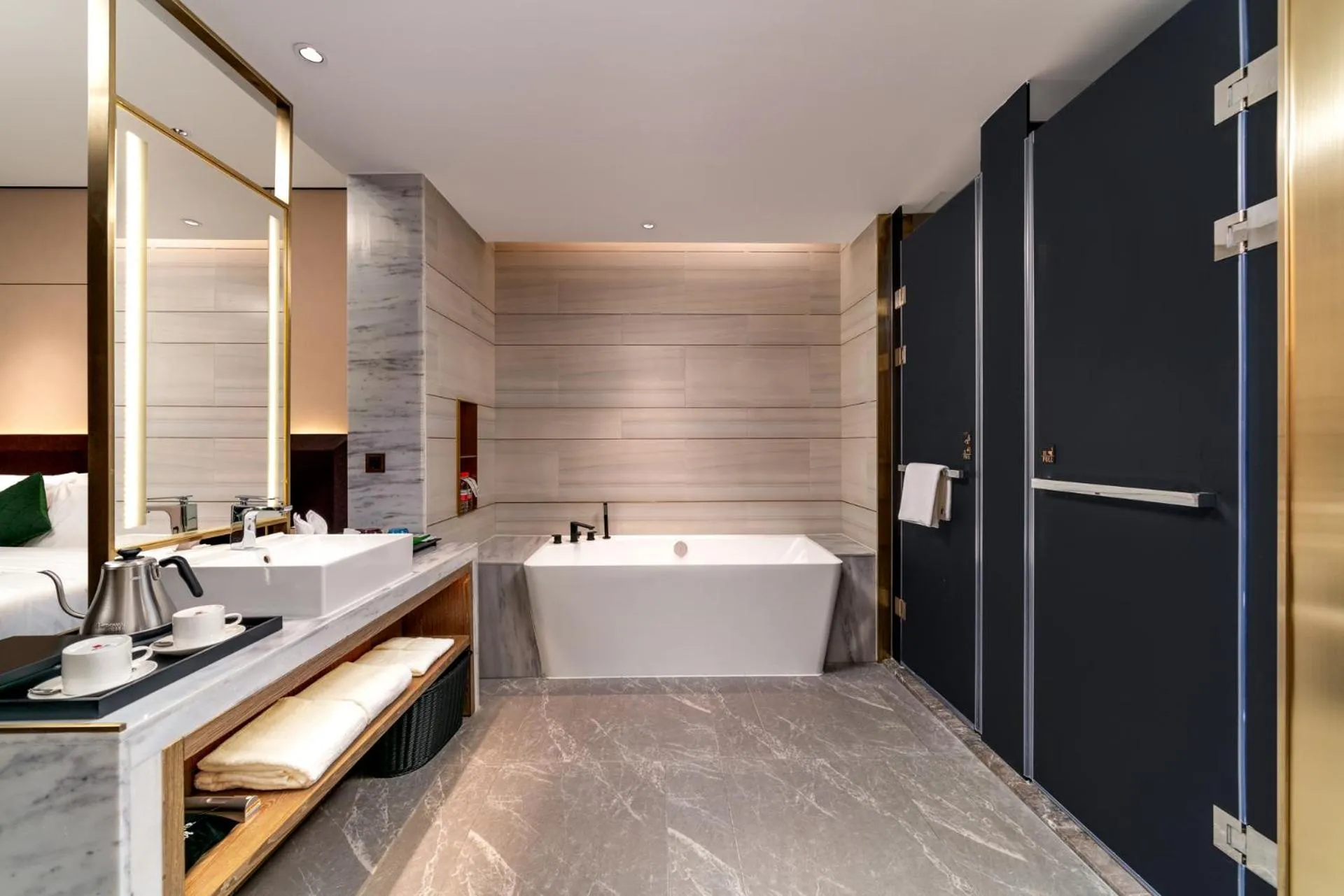 Bath in Echarm Plus Hotel - Foshan Smart New City Zhangcha Metro Station Branch