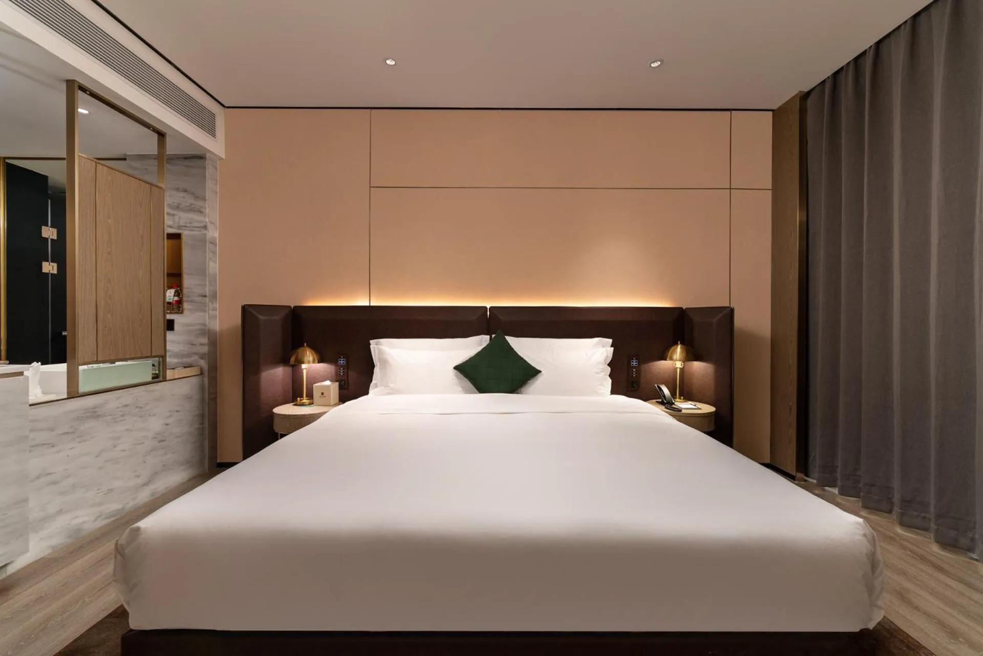 Bed in Echarm Plus Hotel - Foshan Smart New City Zhangcha Metro Station Branch