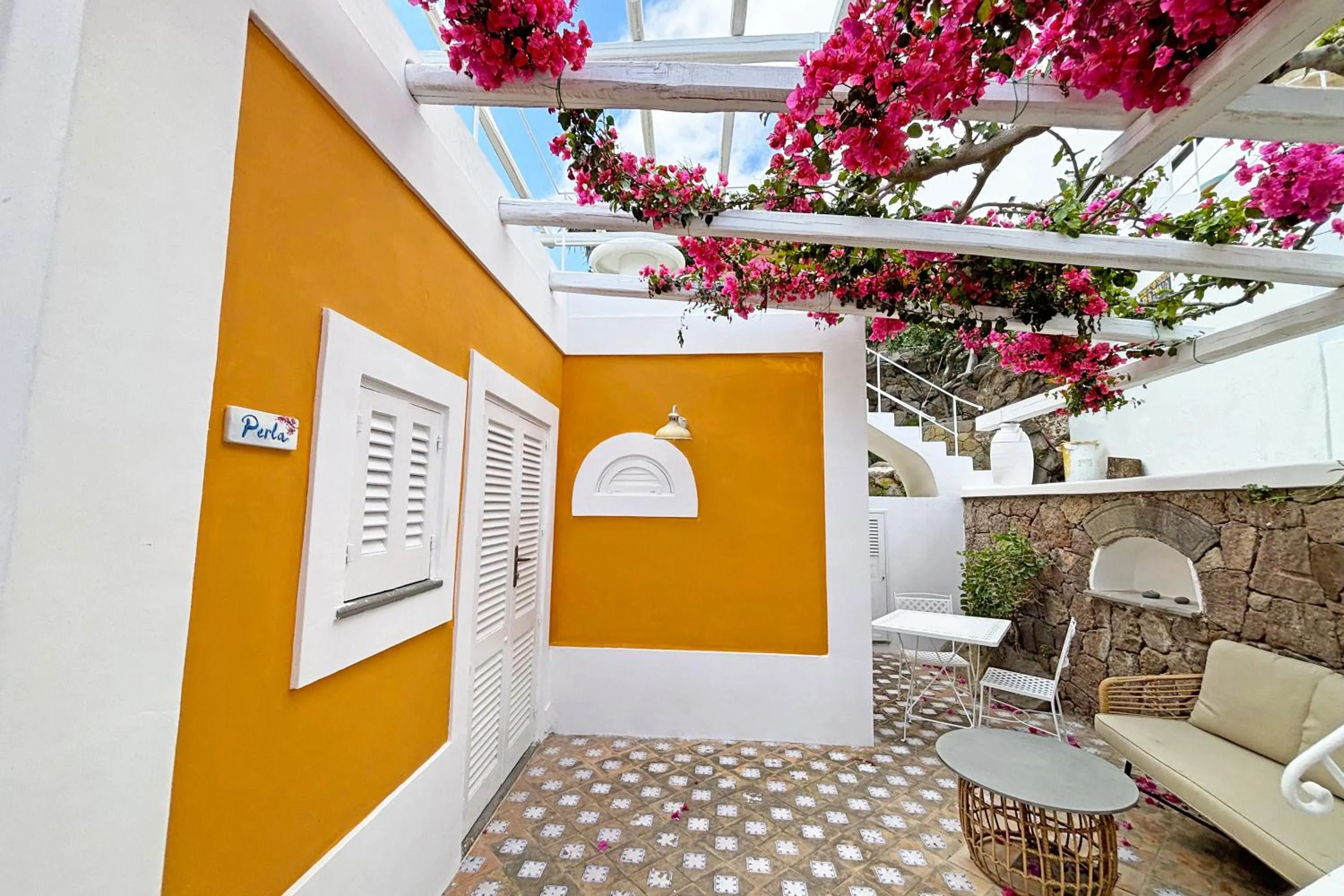 Patio in Casa Perla