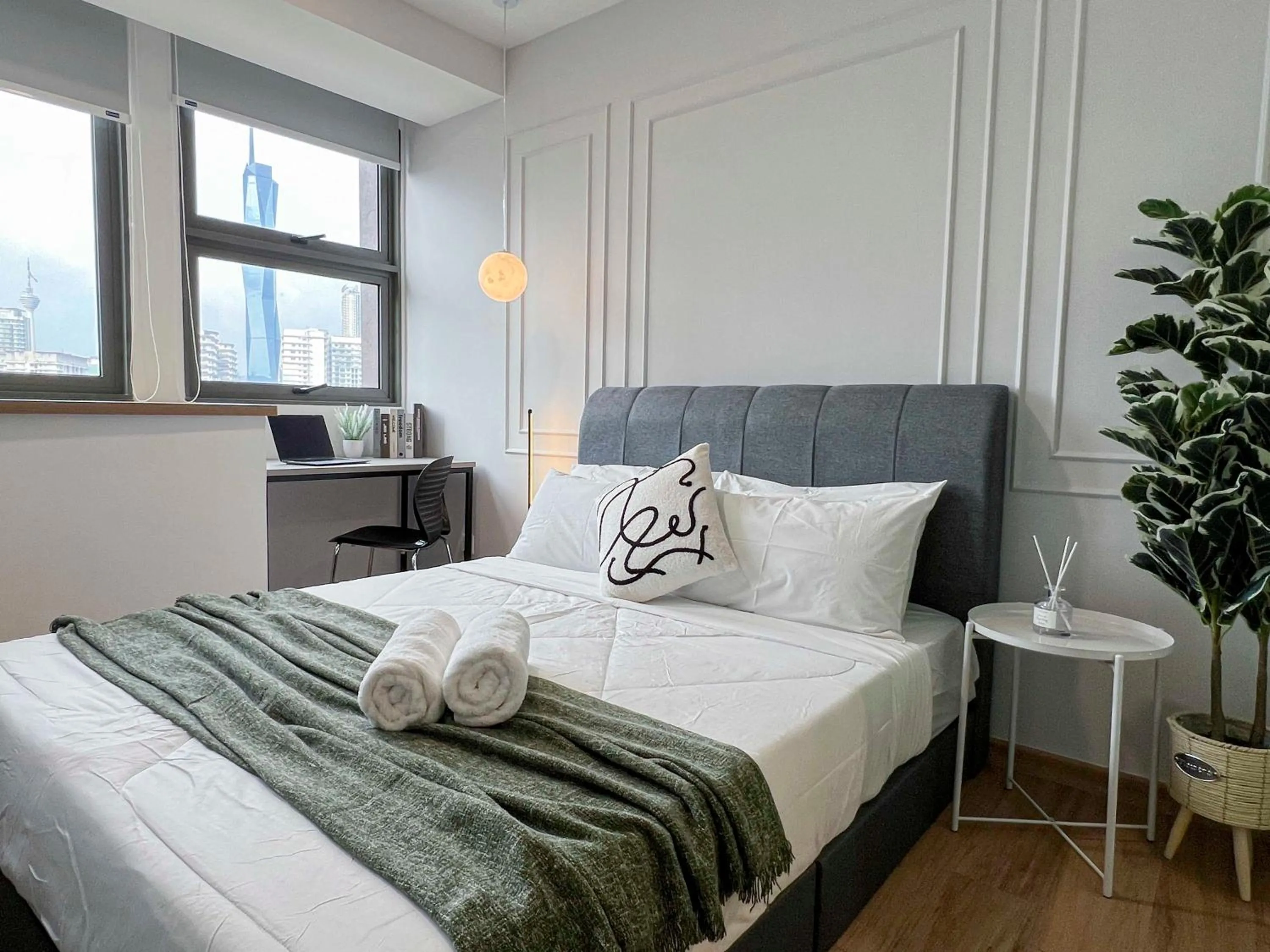 Bed in Sky Pool Suites KL Sentral - Riveria City